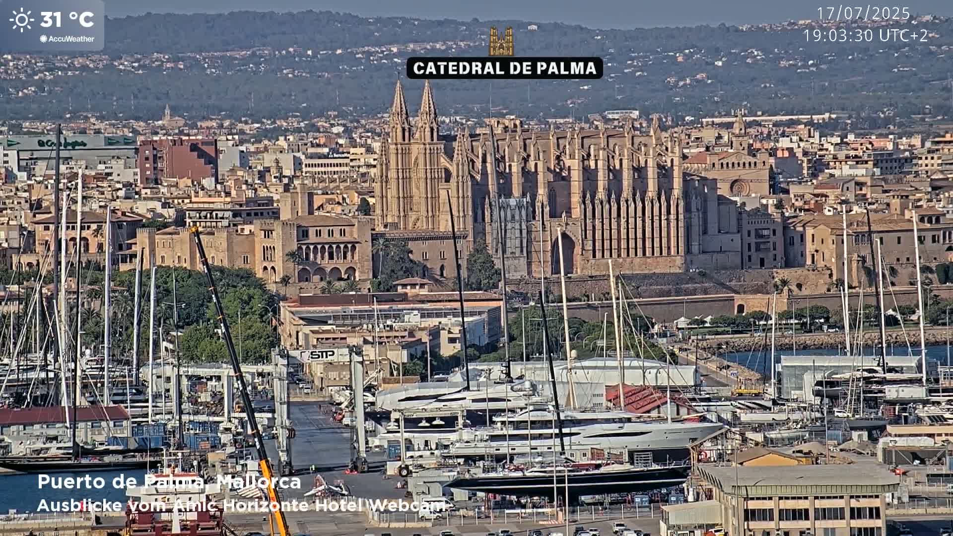 Las Palmas de Gran Canaria City & Port Live Cam - Canary Islands, Spain