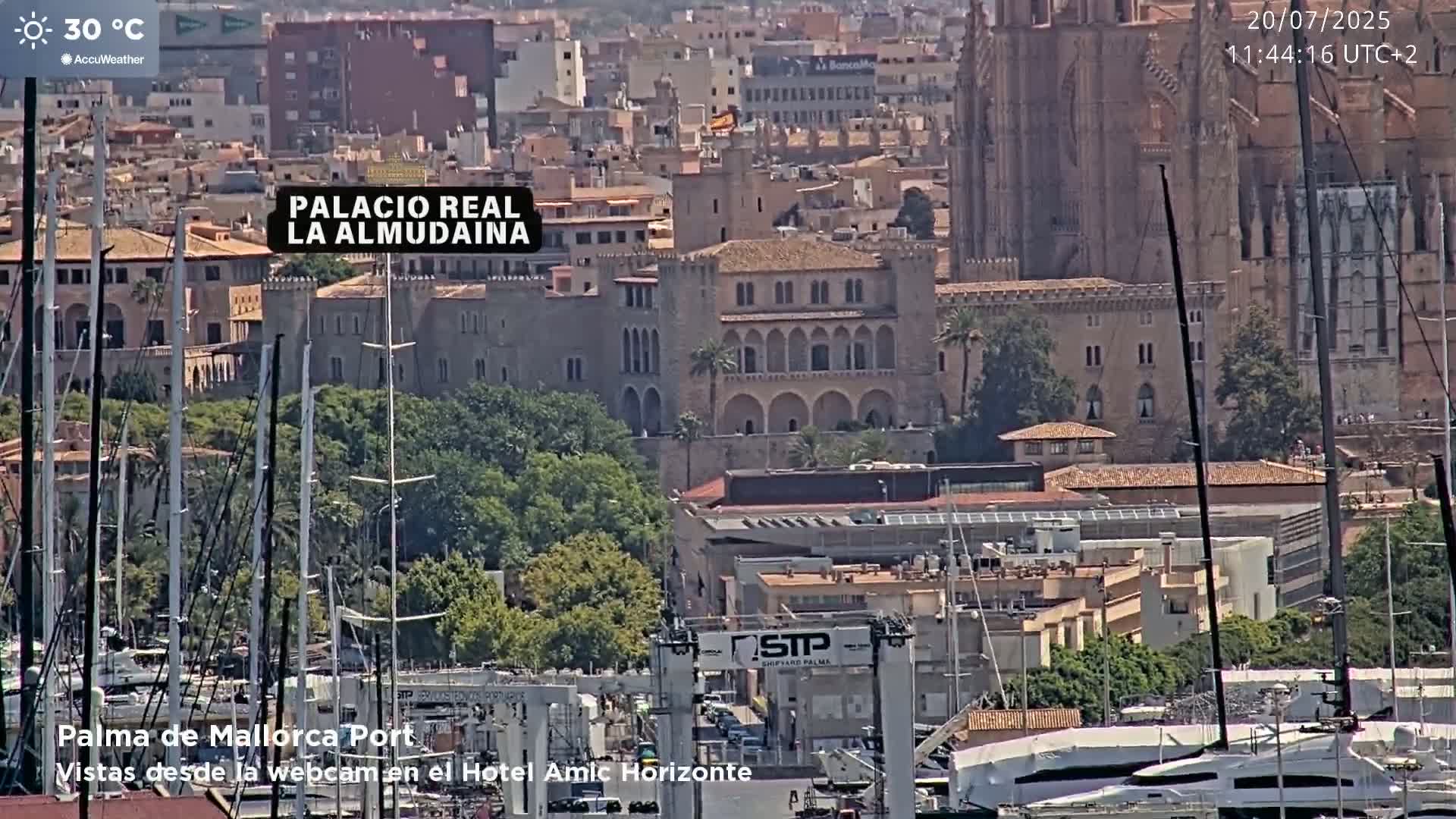 Las Palmas de Gran Canaria City & Port Live Cam - Canary Islands, Spain