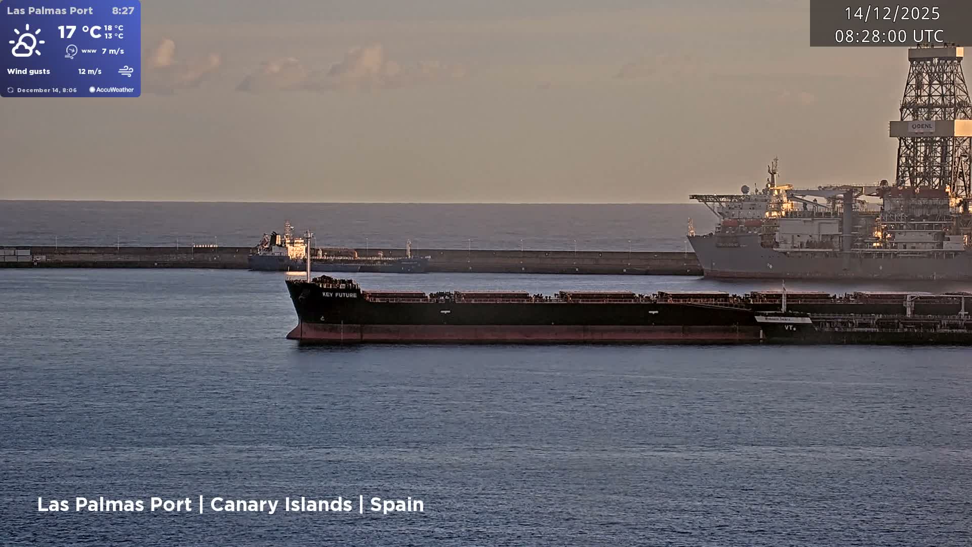 Las Palmas de Gran Canaria City & Port Live Cam - Las Palmas de Gran Canaria, Gran Canaria, Canary Islands (Canarias), Spain