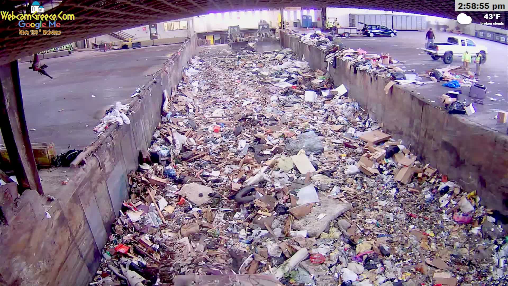 McMinville, Garbage Recycle Transfer Station Inner Live Cam- Mcminville, Oregon, USA