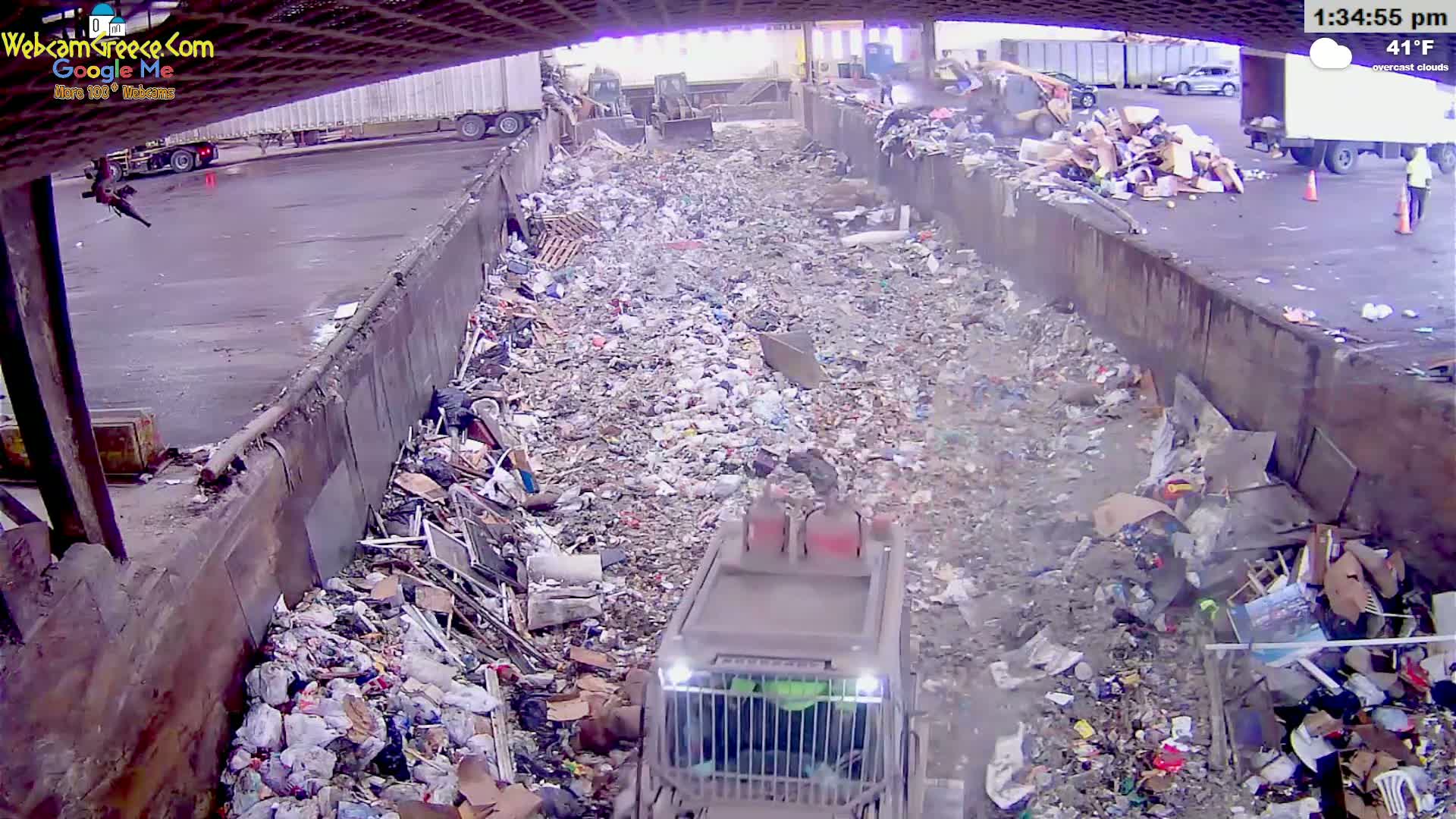 McMinville, Garbage Recycle Transfer Station Inner Live Cam- Mcminville, Oregon, USA