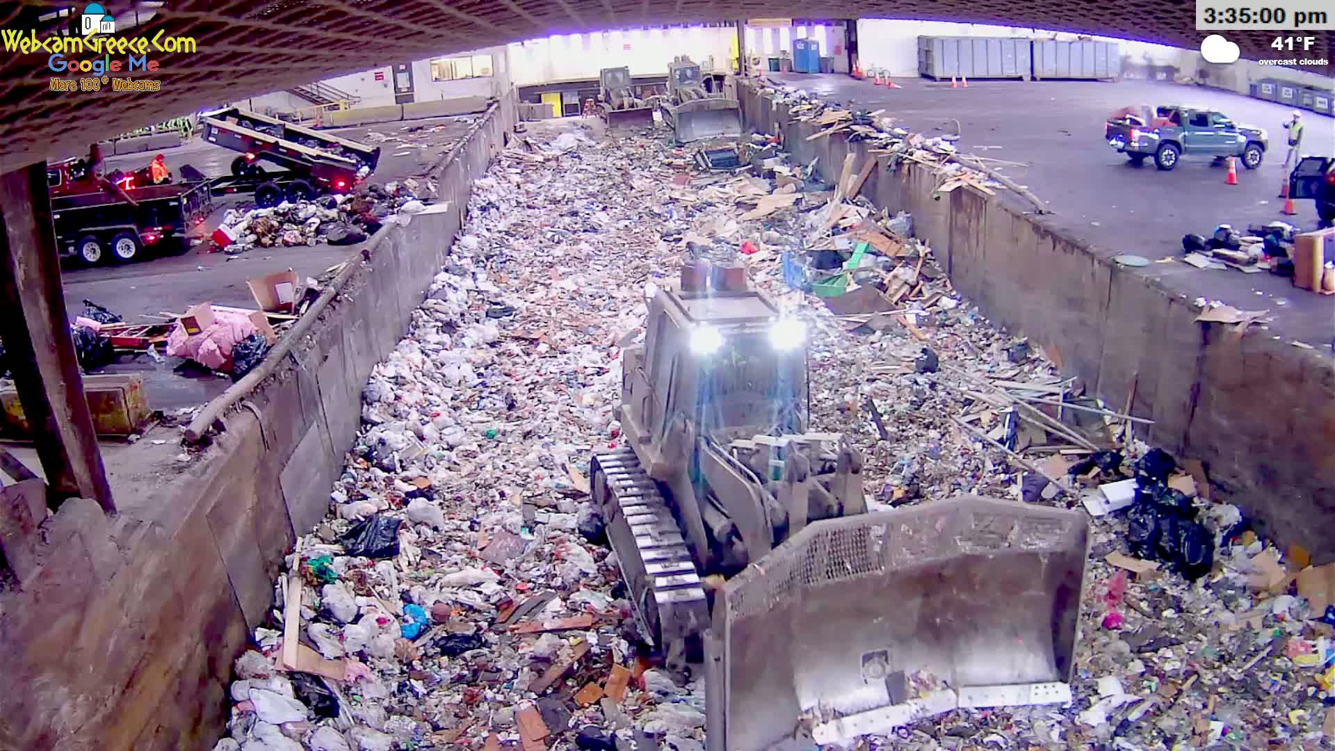 McMinville, Garbage Recycle Transfer Station Inner Live Cam- Mcminville, Oregon, USA
