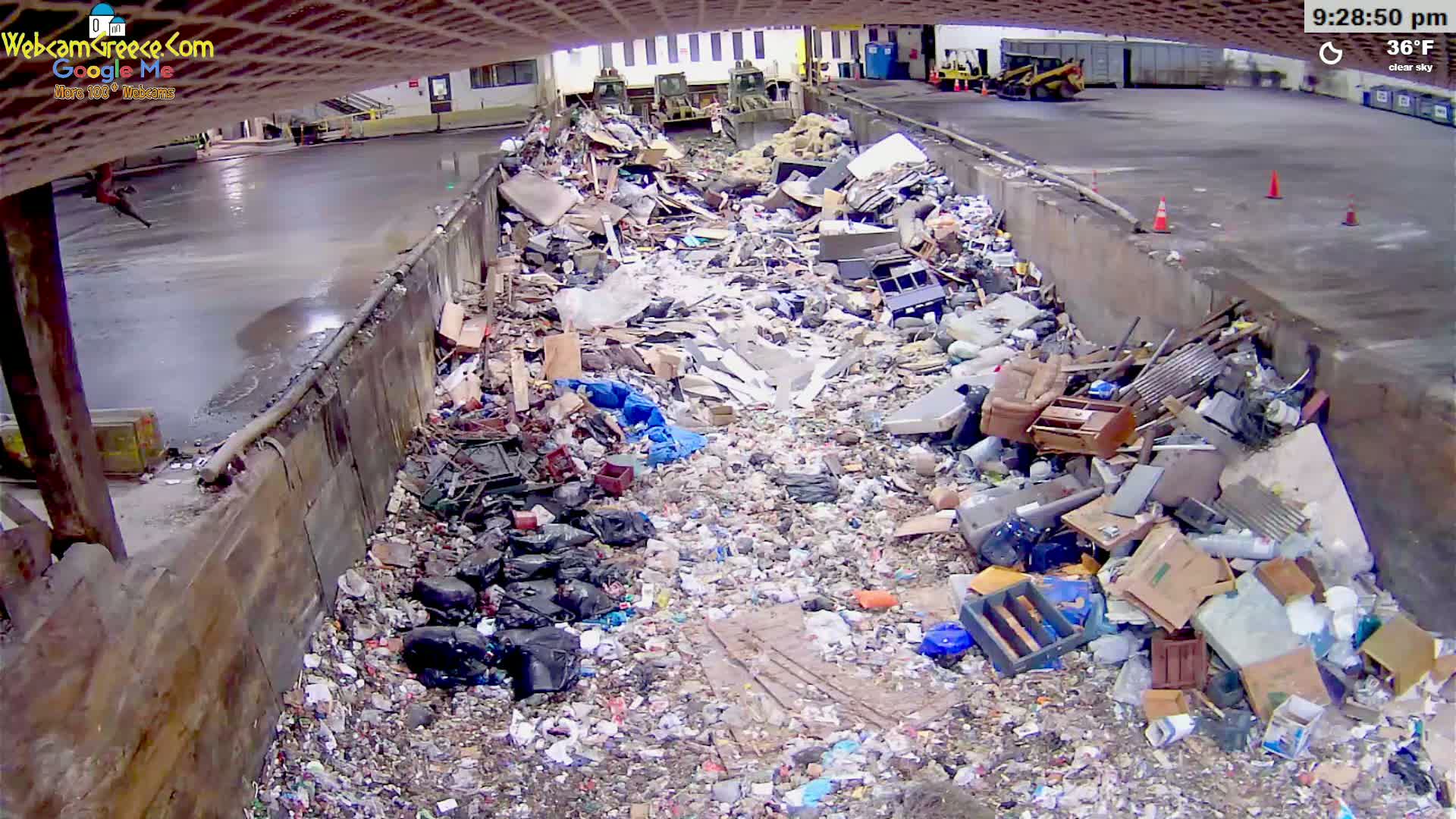 McMinville, Garbage Recycle Transfer Station Inner Live Cam- Mcminville, Oregon, USA