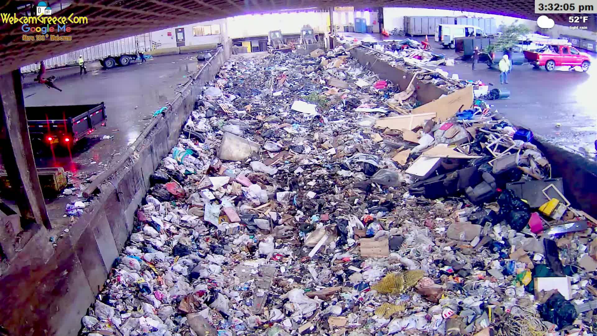 McMinville, Garbage Recycle Transfer Station Inner Live Cam- Mcminville, Oregon, USA