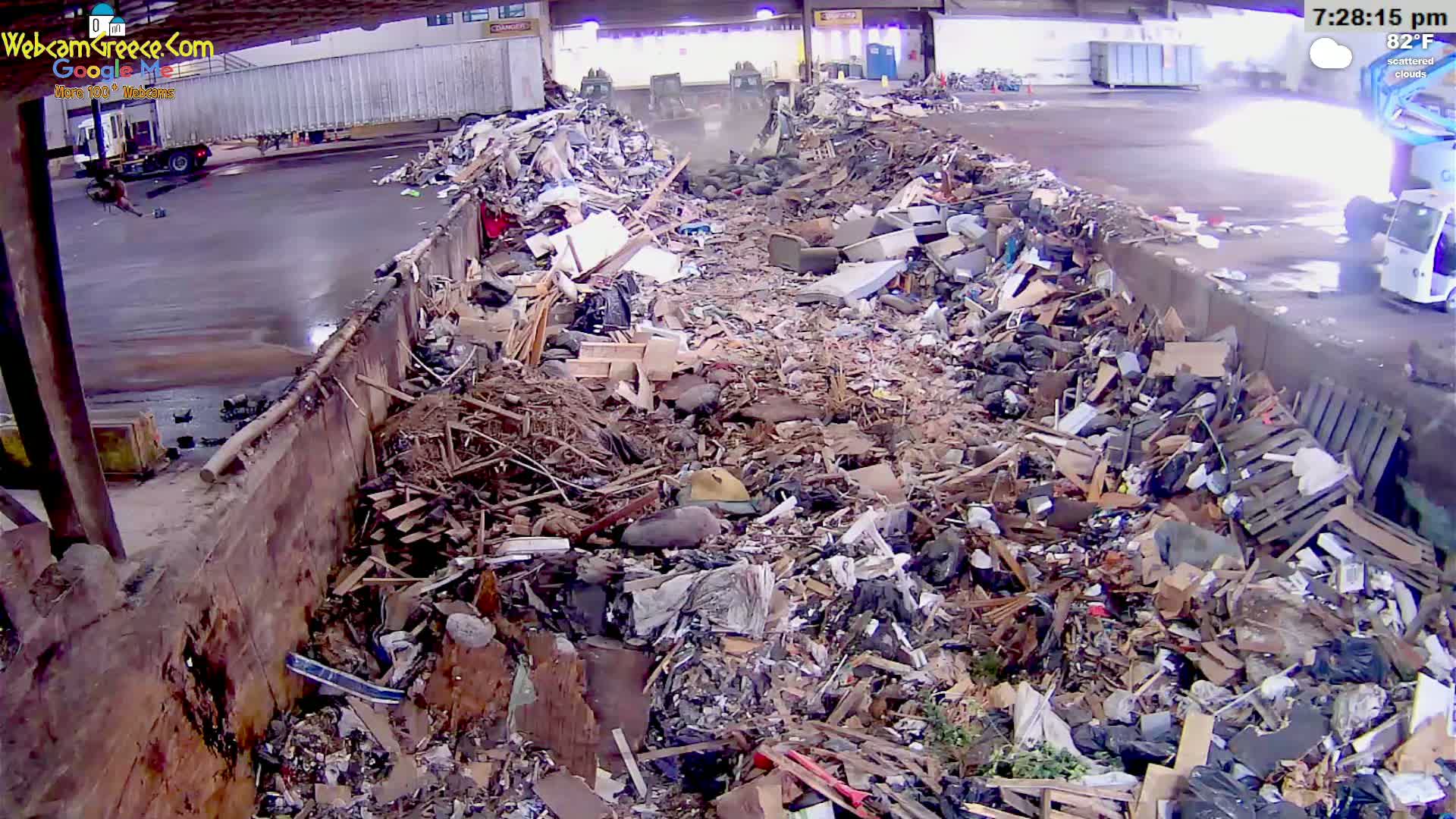 McMinville, Garbage Recycle Transfer Station Inner Live Cam- Mcminville, Oregon, USA