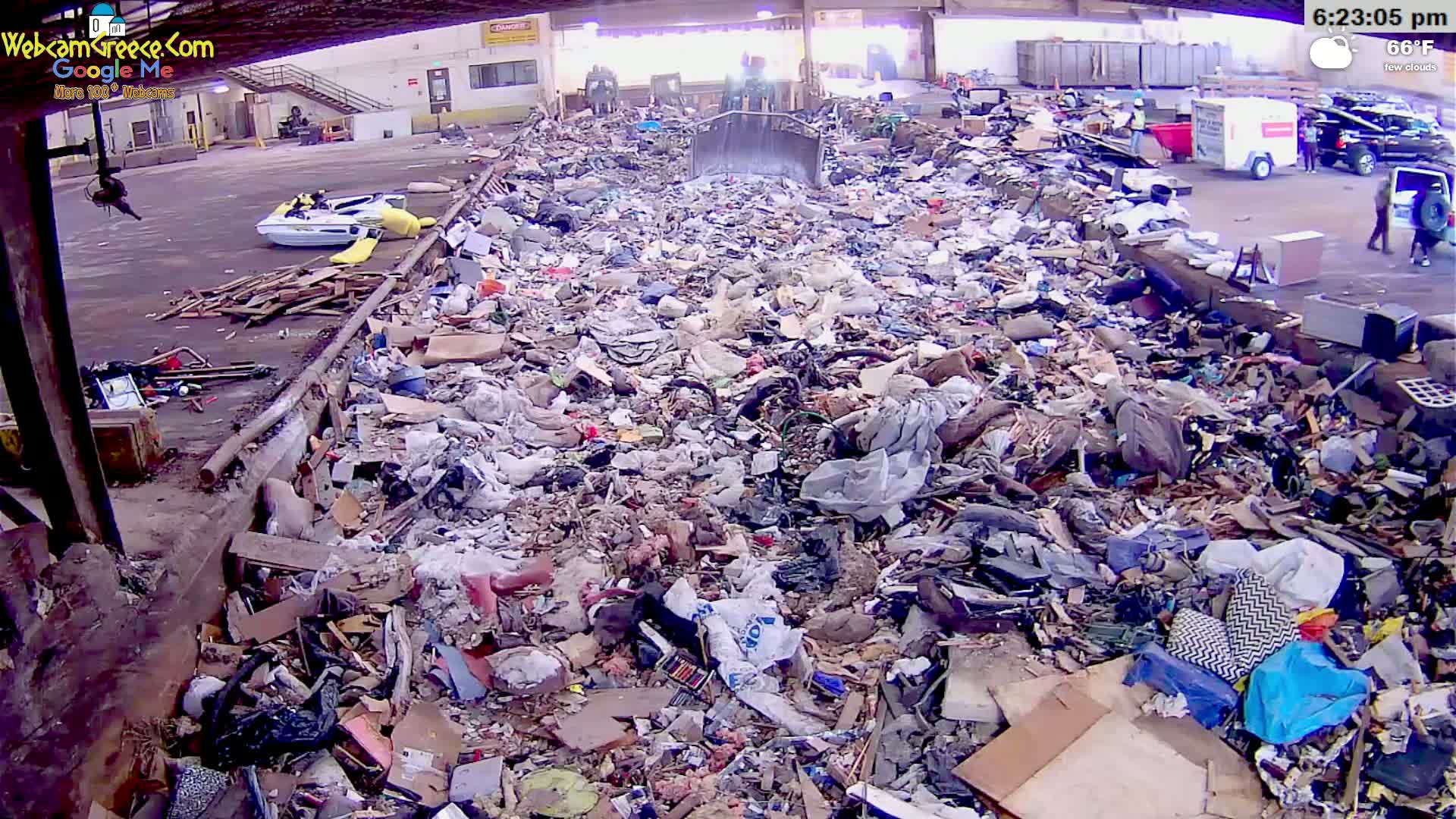 McMinville, Garbage Recycle Transfer Station Inner Live Cam- Mcminville, Oregon, USA