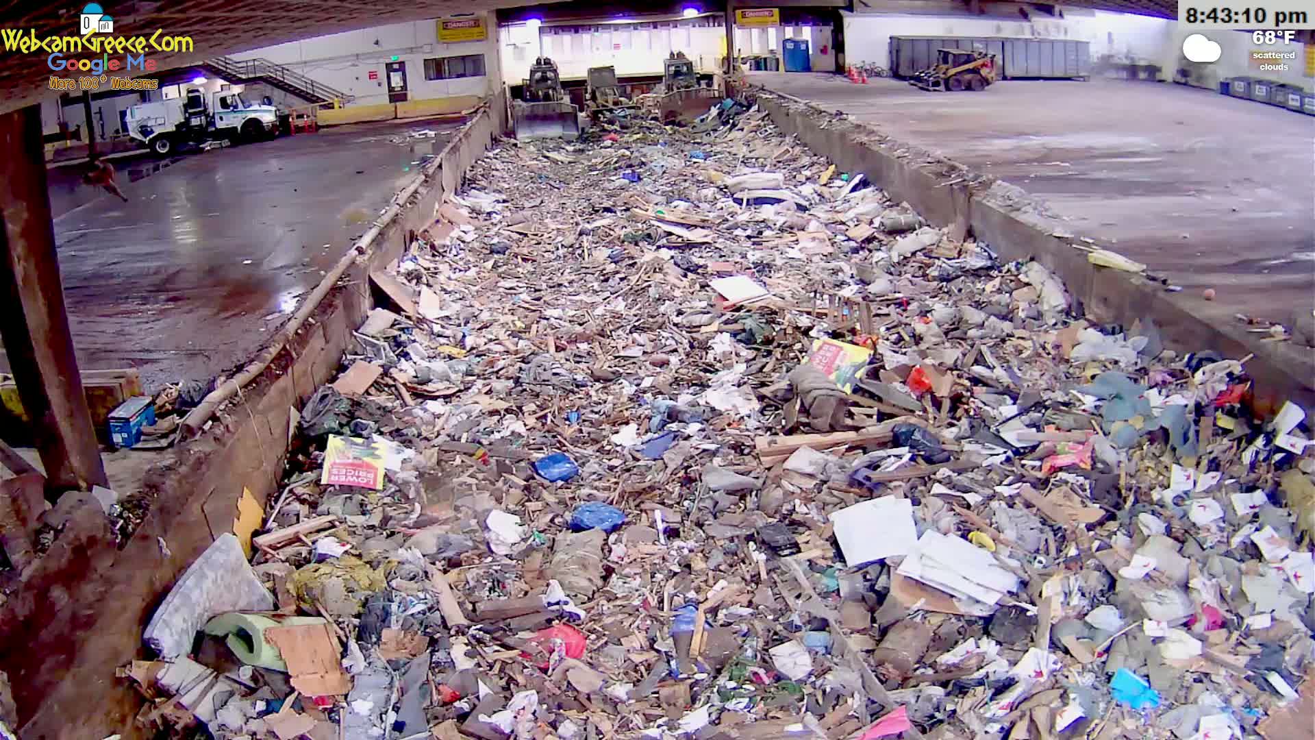 McMinville, Garbage Recycle Transfer Station Inner Live Cam- Mcminville, Oregon, USA