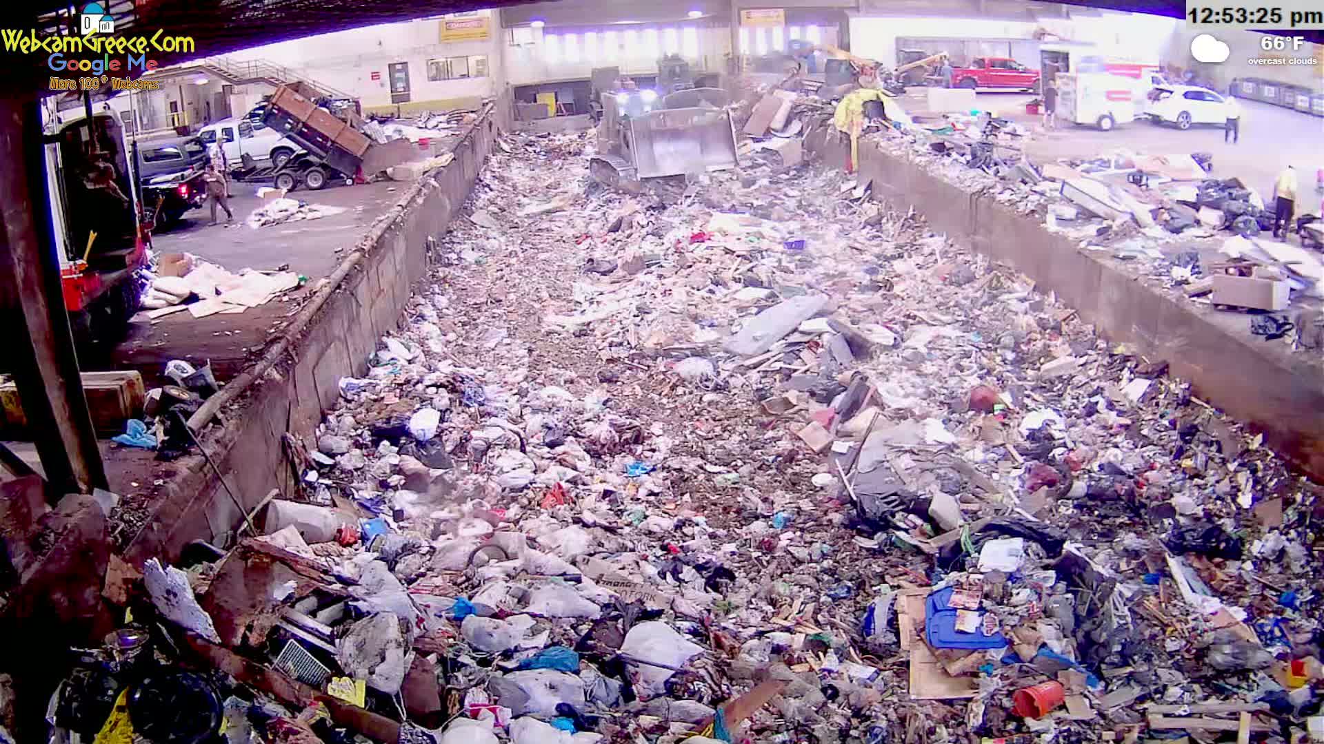 McMinville, Garbage Recycle Transfer Station Inner Live Cam- Mcminville, Oregon, USA