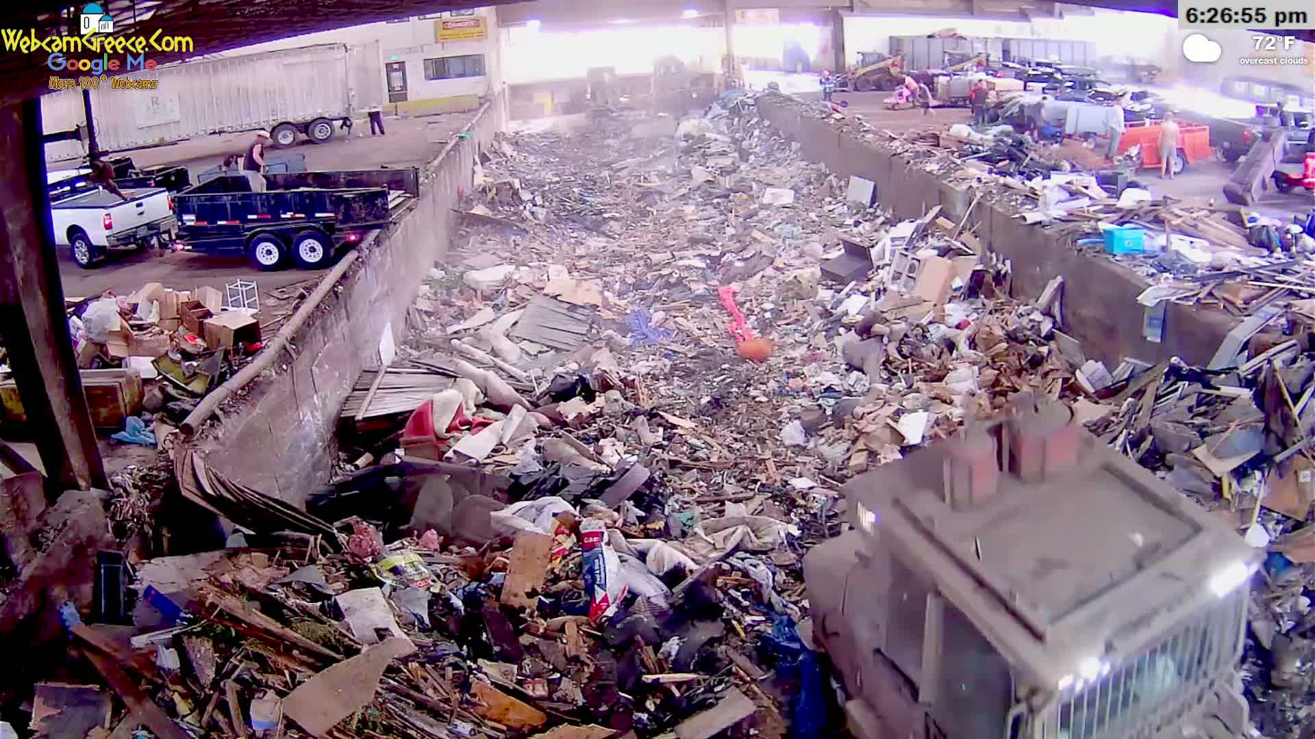 McMinville, Garbage Recycle Transfer Station Inner Live Cam- Mcminville, Oregon, USA