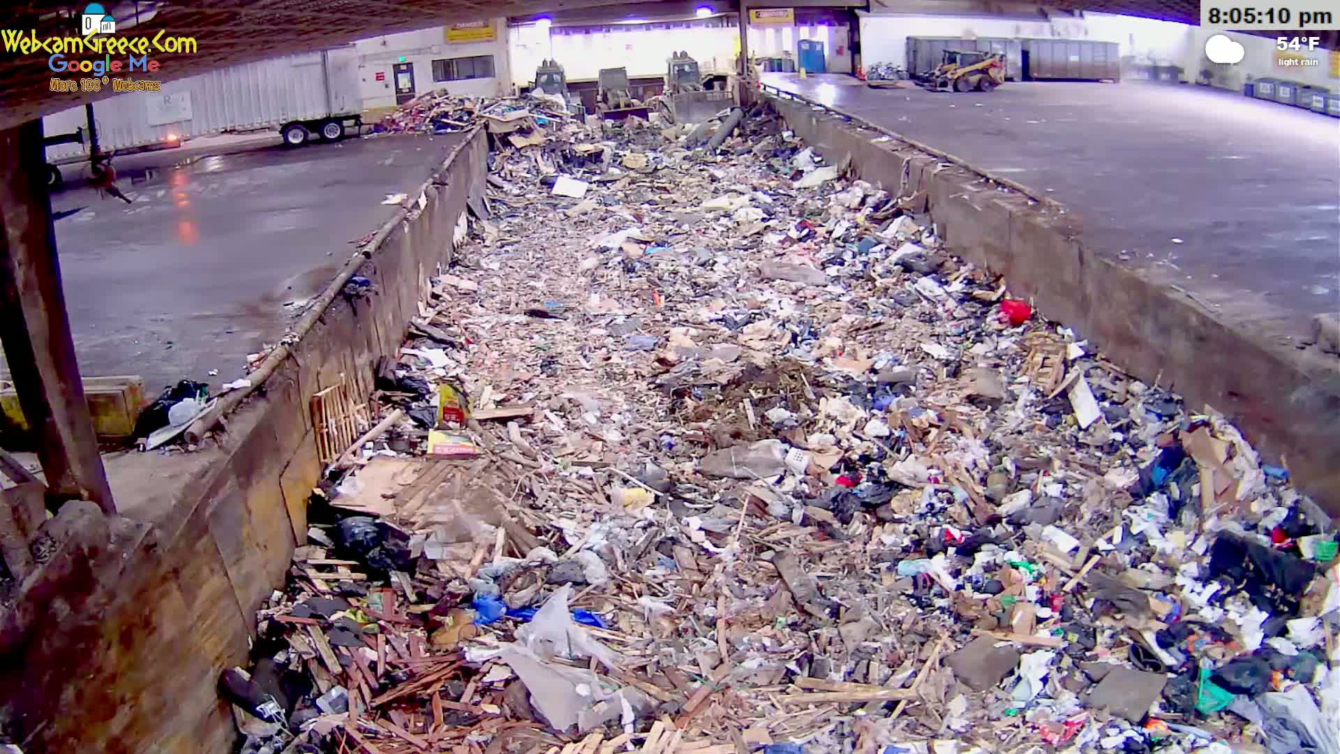 McMinville, Garbage Recycle Transfer Station Inner Live Cam- Mcminville, Oregon, USA
