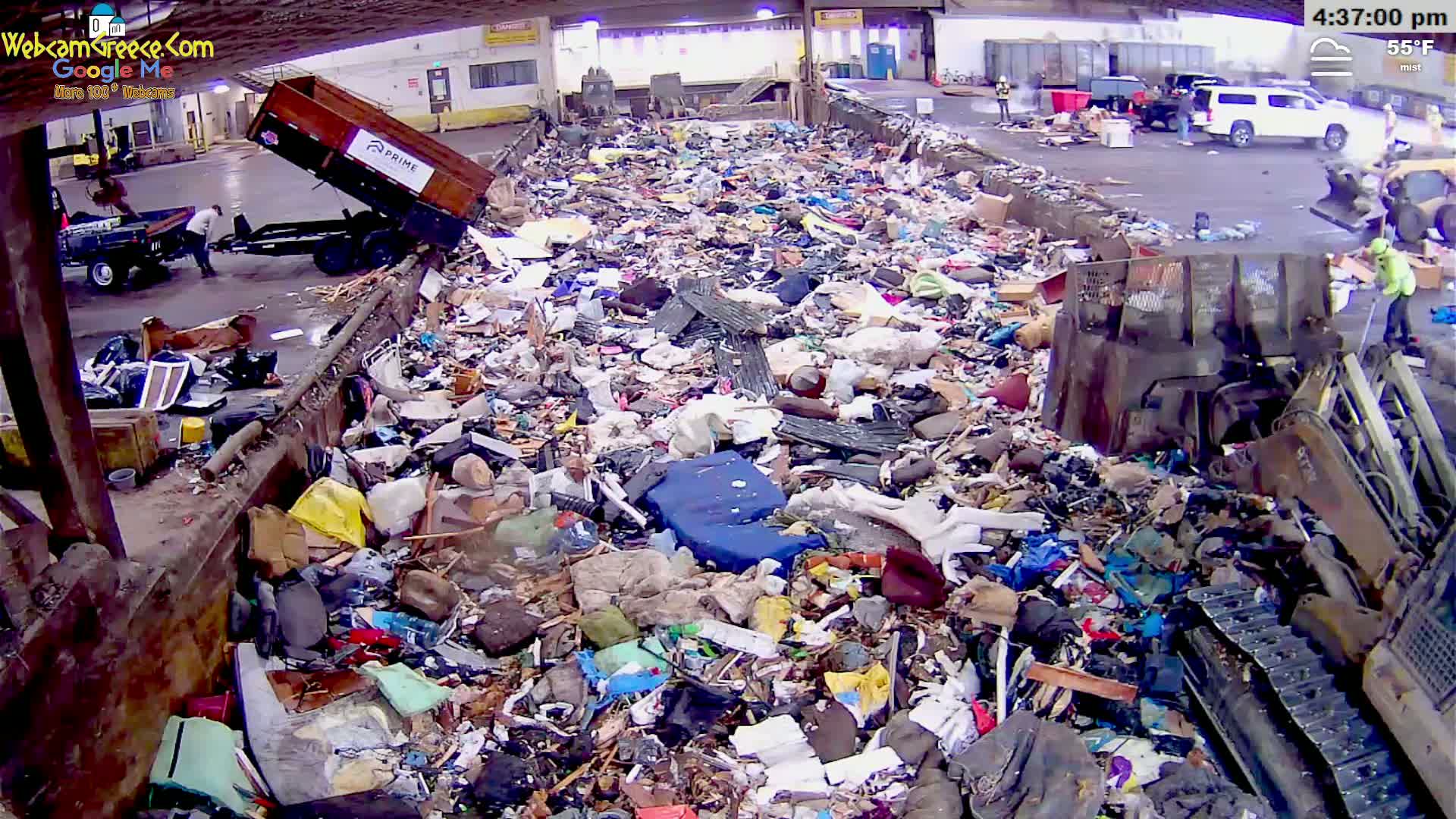 McMinville, Garbage Recycle Transfer Station Inner Live Cam- Mcminville, Oregon, USA