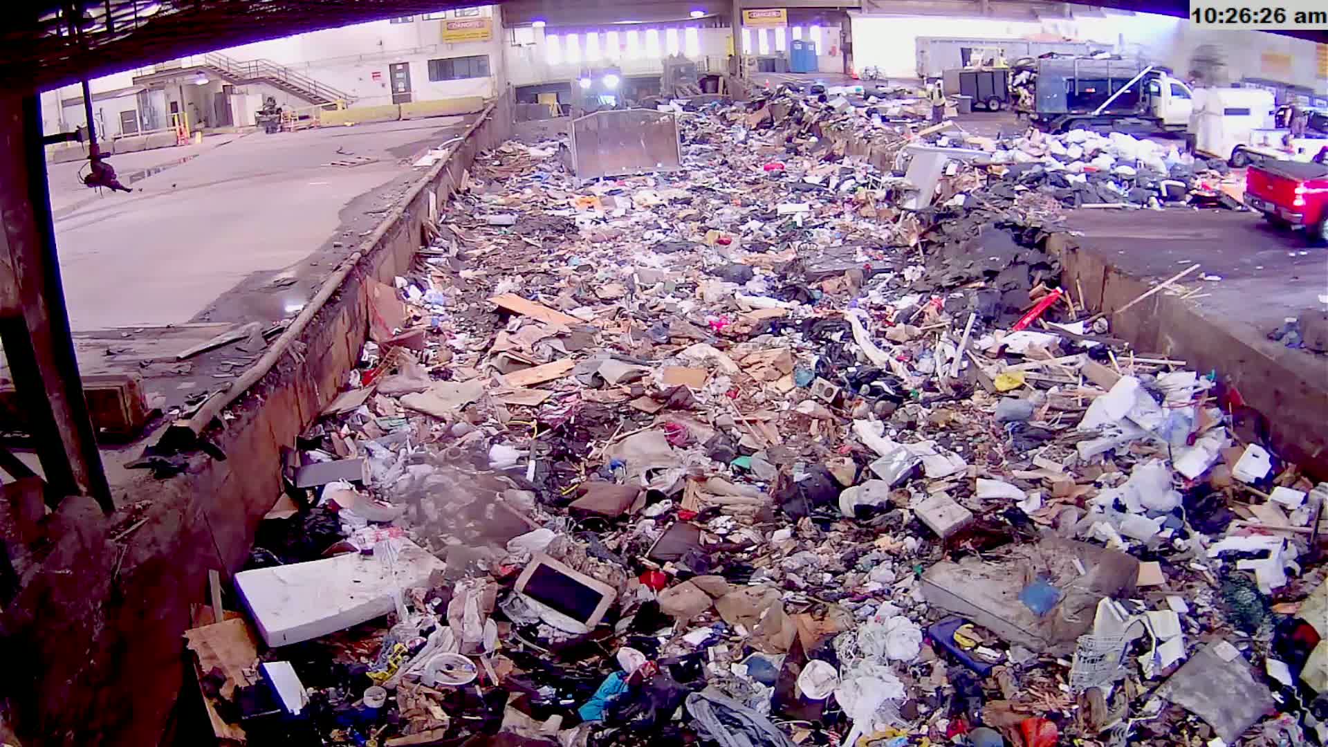 McMinville, Garbage Recycle Transfer Station Inner Live Cam- Mcminville, Oregon, USA