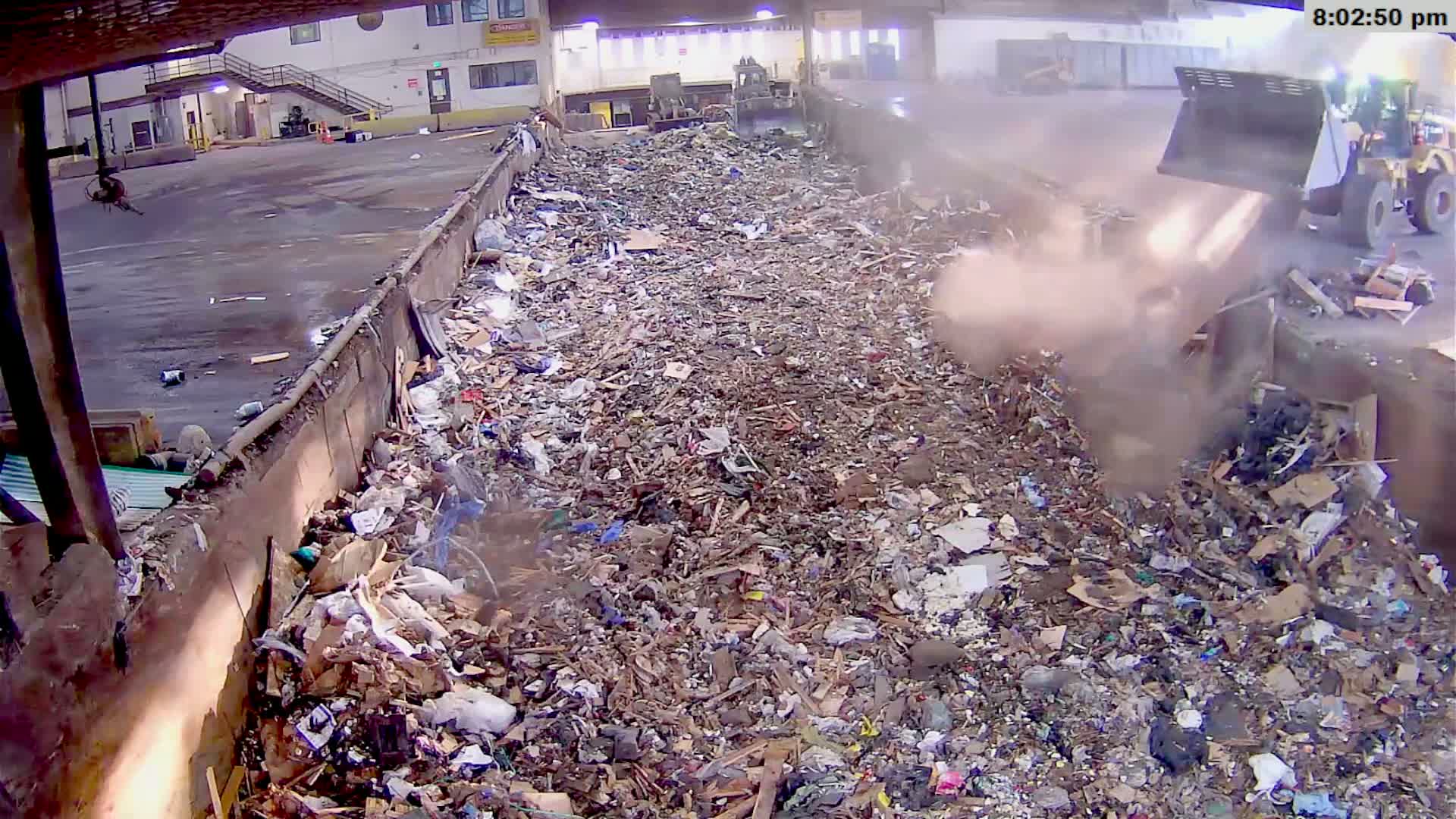 McMinville, Garbage Recycle Transfer Station Inner Live Cam- Mcminville, Oregon, USA