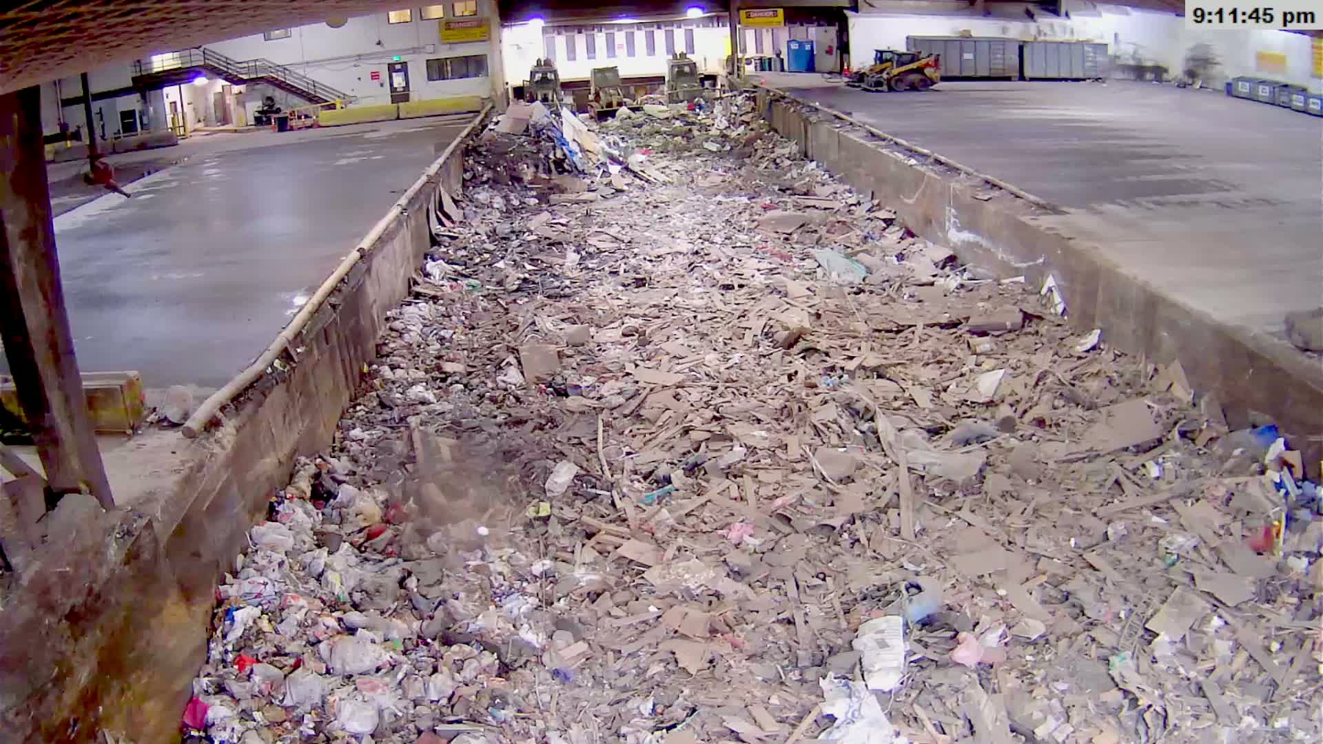 McMinville, Garbage Recycle Transfer Station Inner Live Cam- Mcminville, Oregon, USA