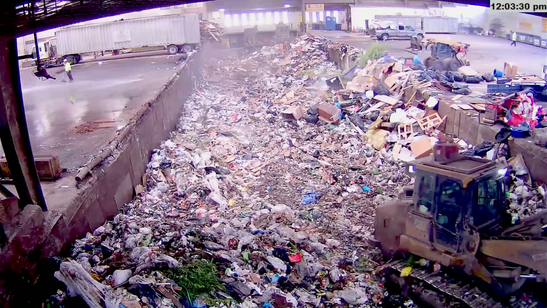 McMinville, Garbage Recycle Transfer Station Inner Live Cam- Mcminville, Oregon, USA