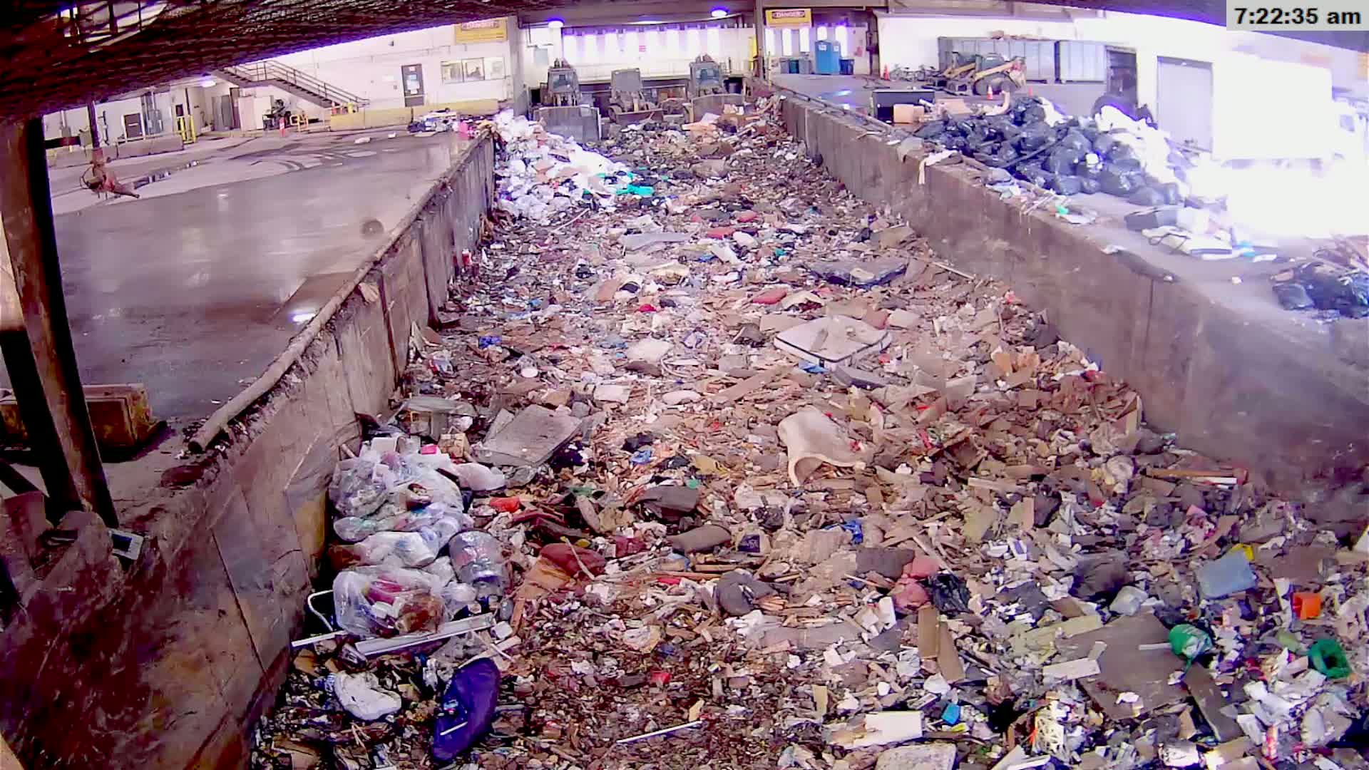 McMinville, Garbage Recycle Transfer Station Inner Live Cam- Mcminville, Oregon, USA
