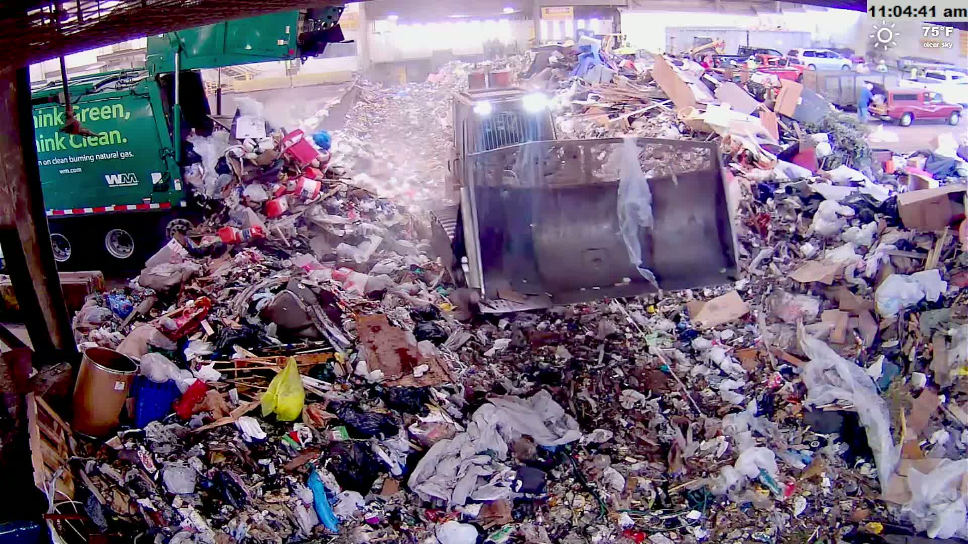 McMinville, Garbage Recycle Transfer Station Inner Live Cam- Mcminville, Oregon, USA