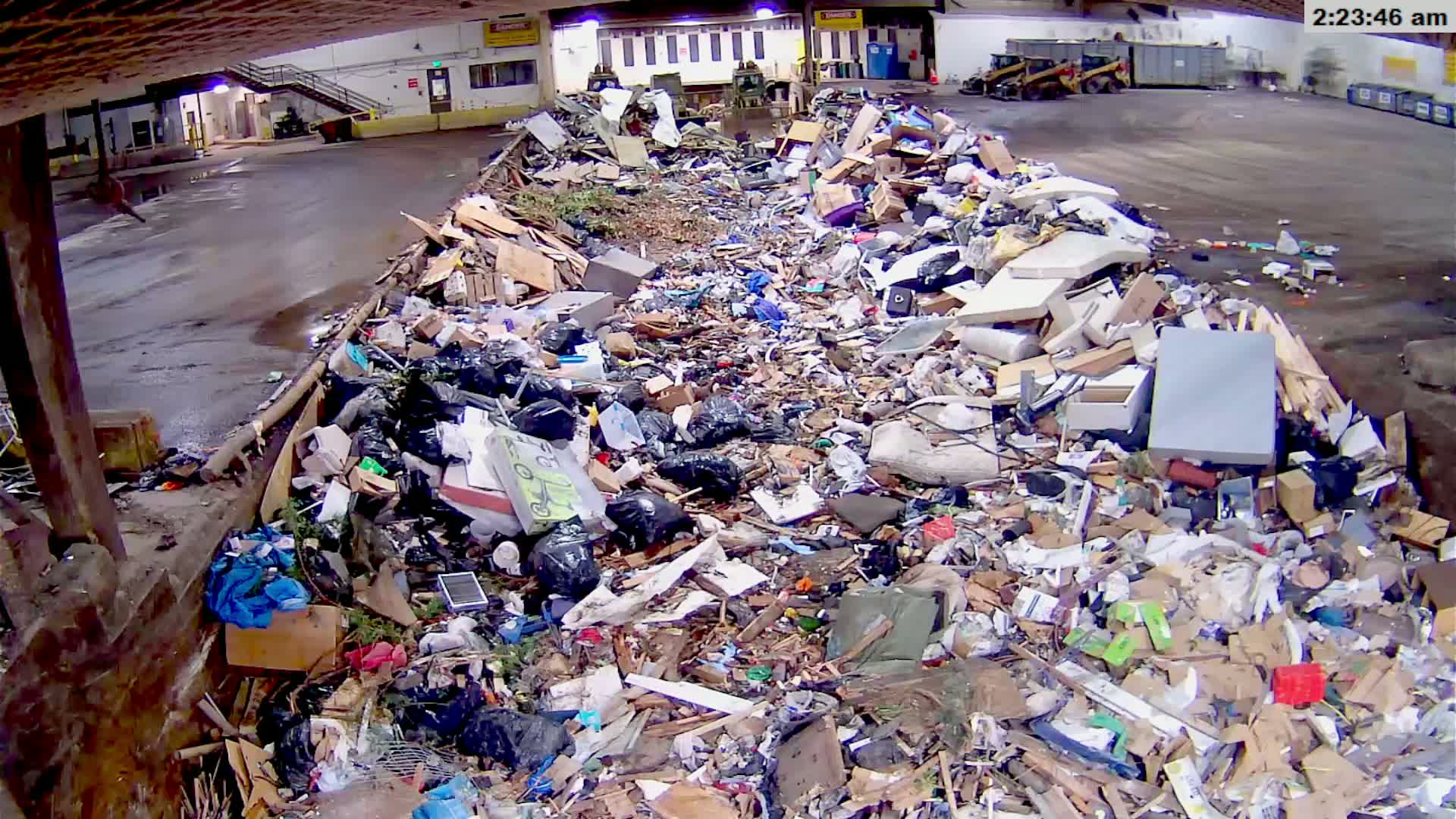 McMinville, Garbage Recycle Transfer Station Inner Live Cam- Mcminville, Oregon, USA