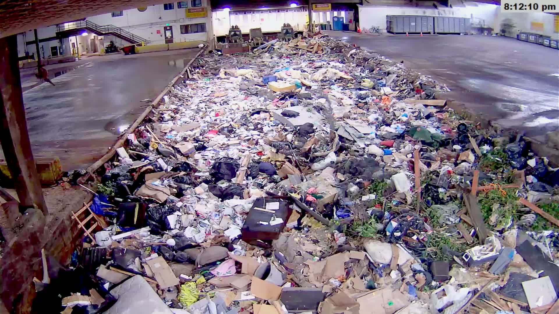 McMinville, Garbage Recycle Transfer Station Inner Live Cam- Mcminville, Oregon, USA