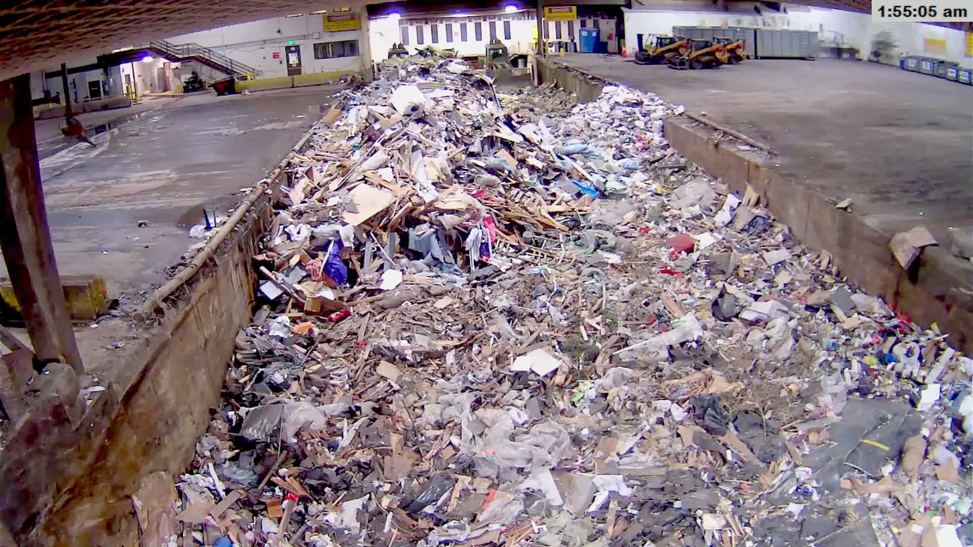 McMinville, Garbage Recycle Transfer Station Inner Live Cam- Mcminville, Oregon, USA