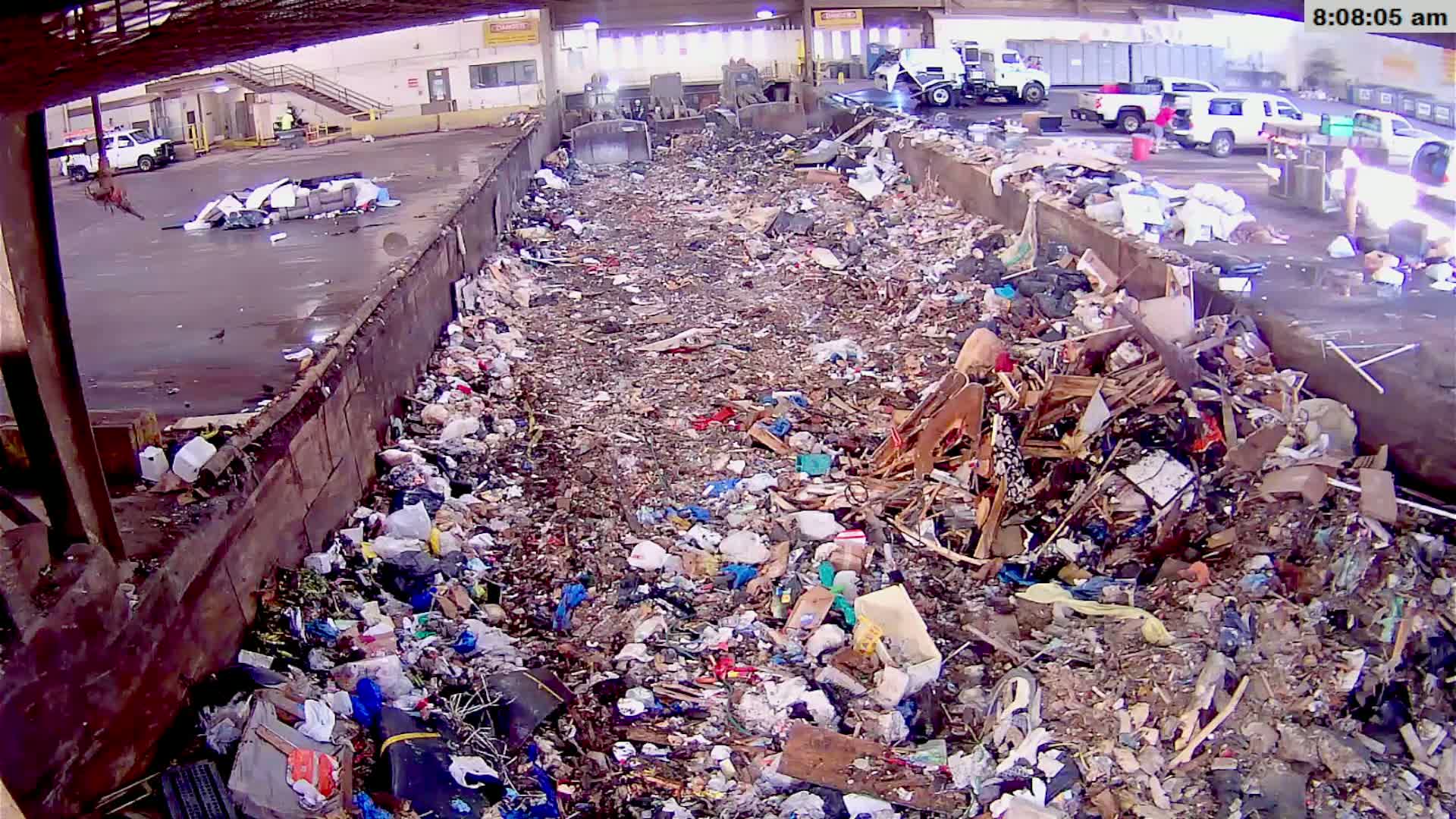 McMinville, Garbage Recycle Transfer Station Inner Live Cam- Mcminville, Oregon, USA