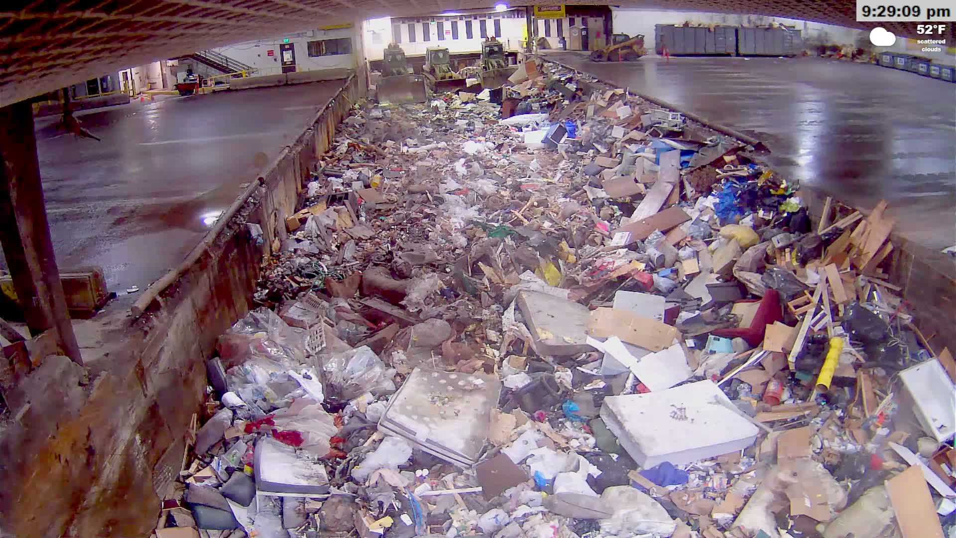 McMinville, Garbage Recycle Transfer Station Inner Live Cam- Mcminville, Oregon, USA