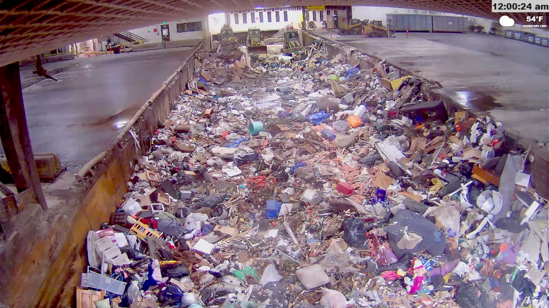 McMinville, Garbage Recycle Transfer Station Inner Live Cam- Mcminville, Oregon, USA