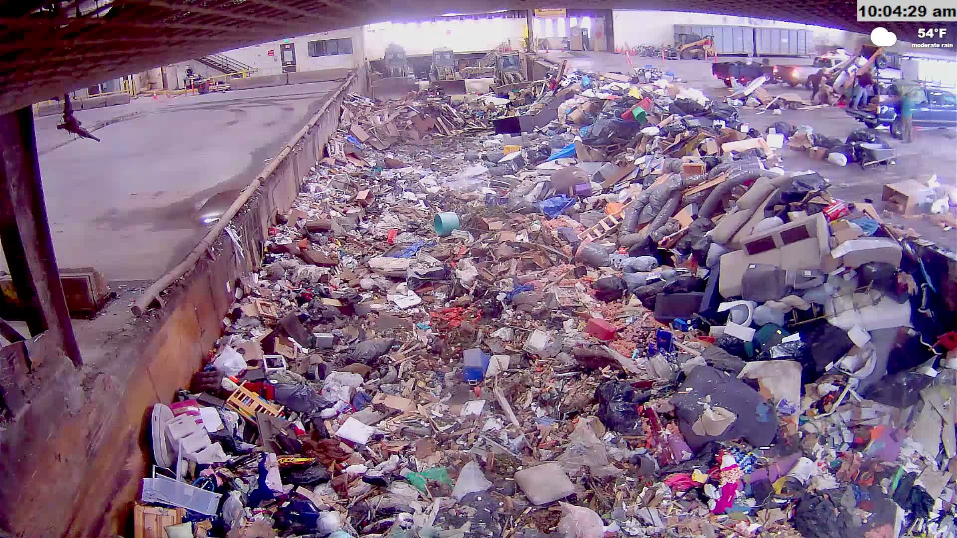 McMinville, Garbage Recycle Transfer Station Inner Live Cam- Mcminville, Oregon, USA