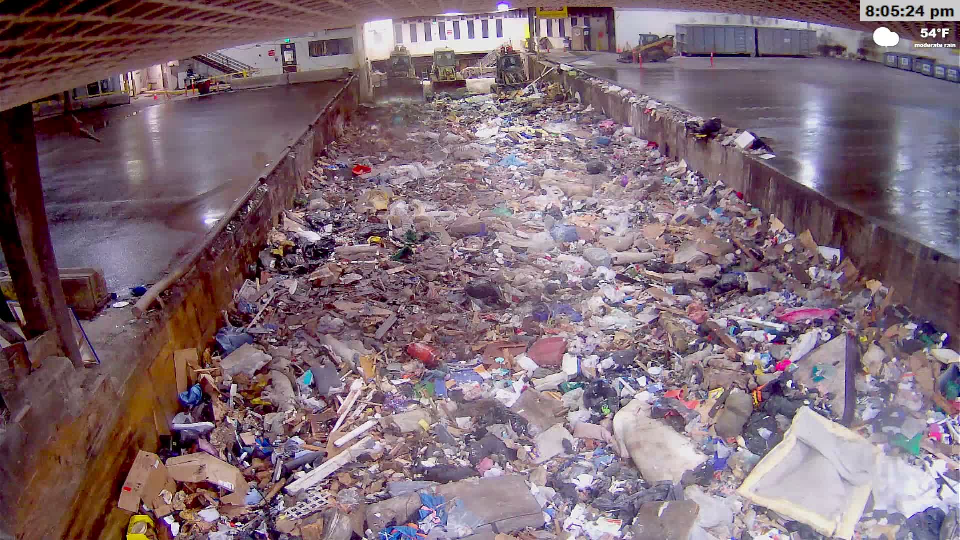 McMinville, Garbage Recycle Transfer Station Inner Live Cam- Mcminville, Oregon, USA