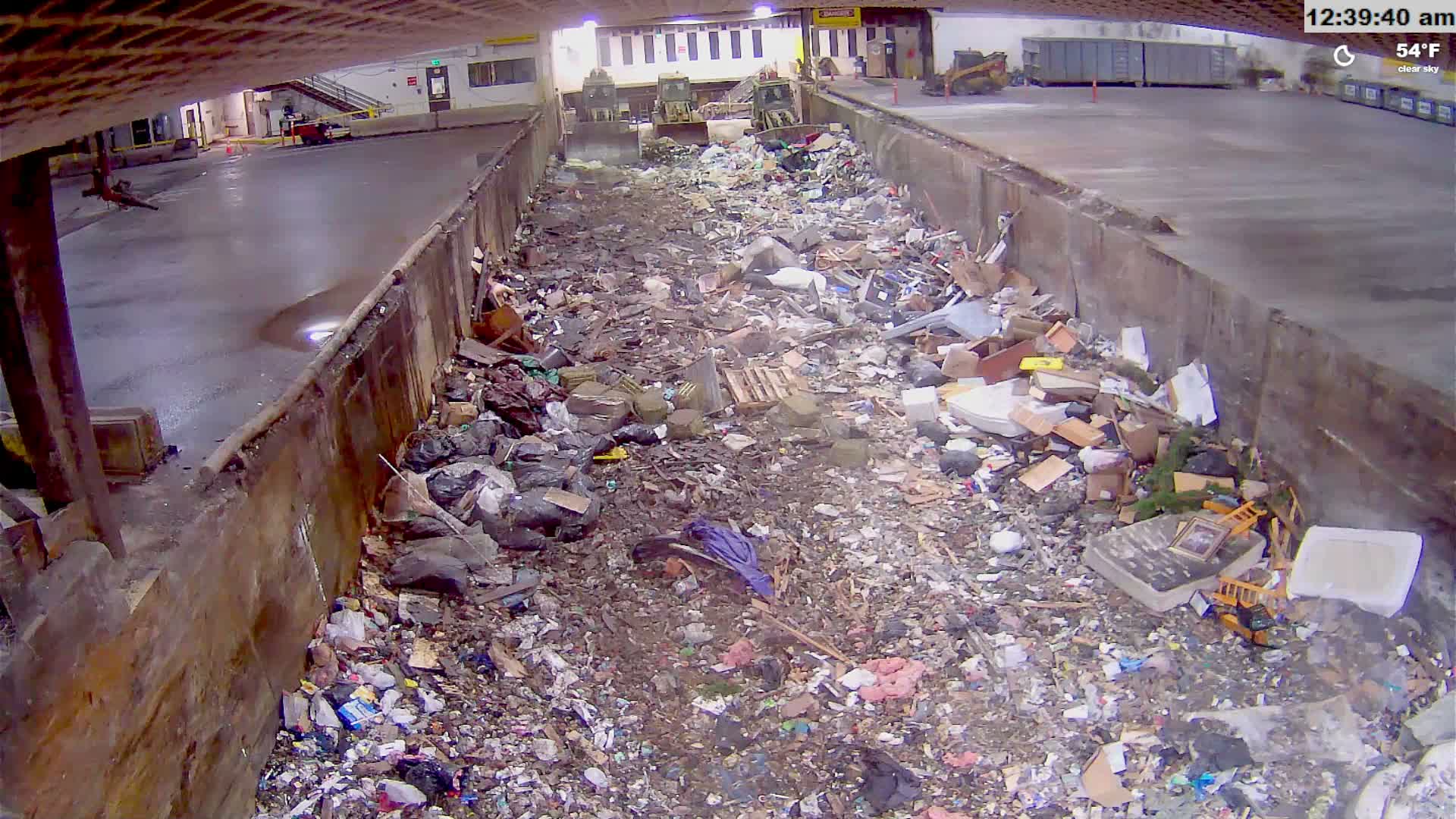 McMinville, Garbage Recycle Transfer Station Inner Live Cam- Mcminville, Oregon, USA