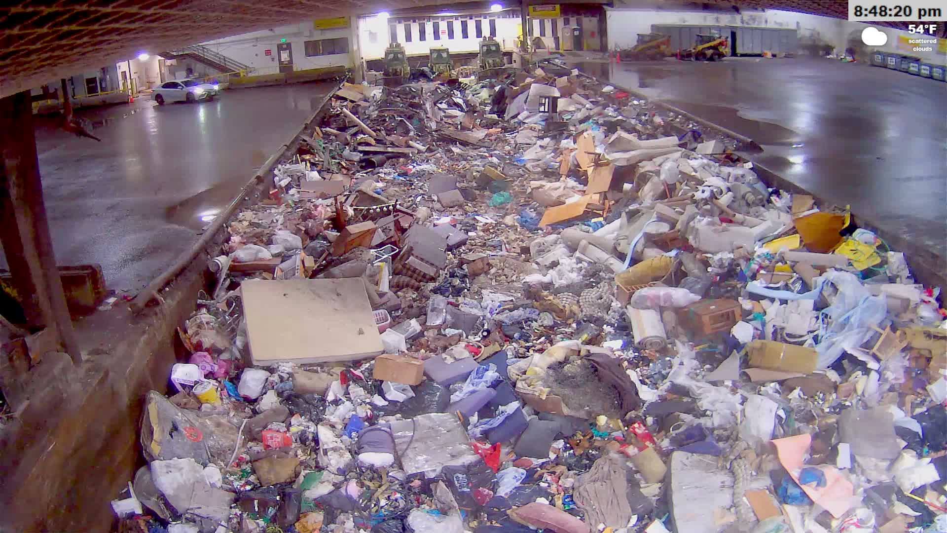 McMinville, Garbage Recycle Transfer Station Inner Live Cam- Mcminville, Oregon, USA