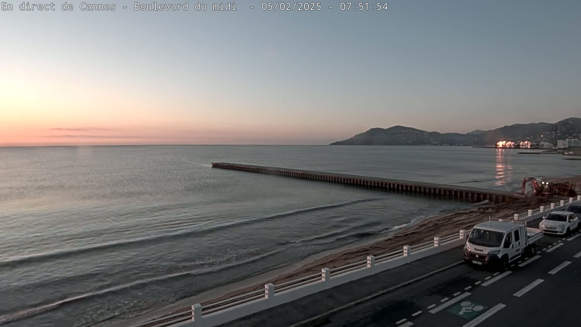 Cannes, Boulevard du Midi Louise Moreau Live Cam - Alpes Maritimes, Provence-Alpes-Côte d'Azur, France