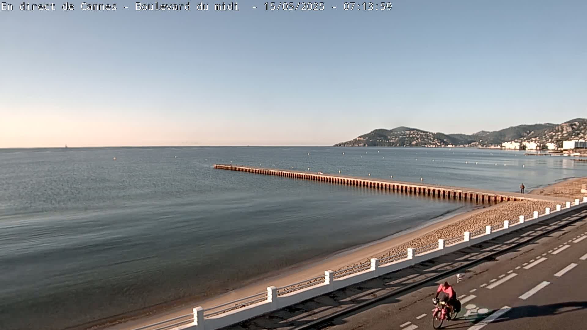 Cannes, Boulevard du Midi Louise Moreau Live Cam - Alpes Maritimes, Provence-Alpes-Côte d'Azur, France