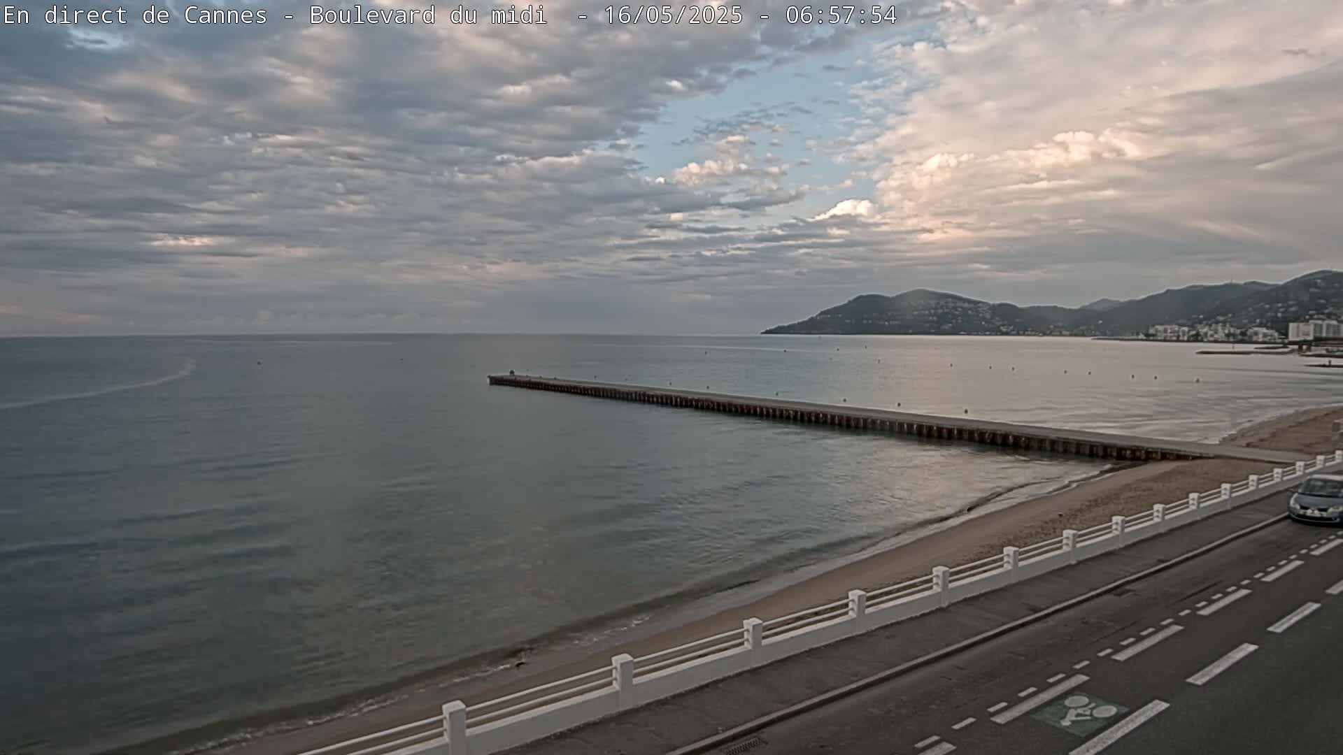 Cannes, Boulevard du Midi Louise Moreau Live Cam - Alpes Maritimes, Provence-Alpes-Côte d'Azur, France