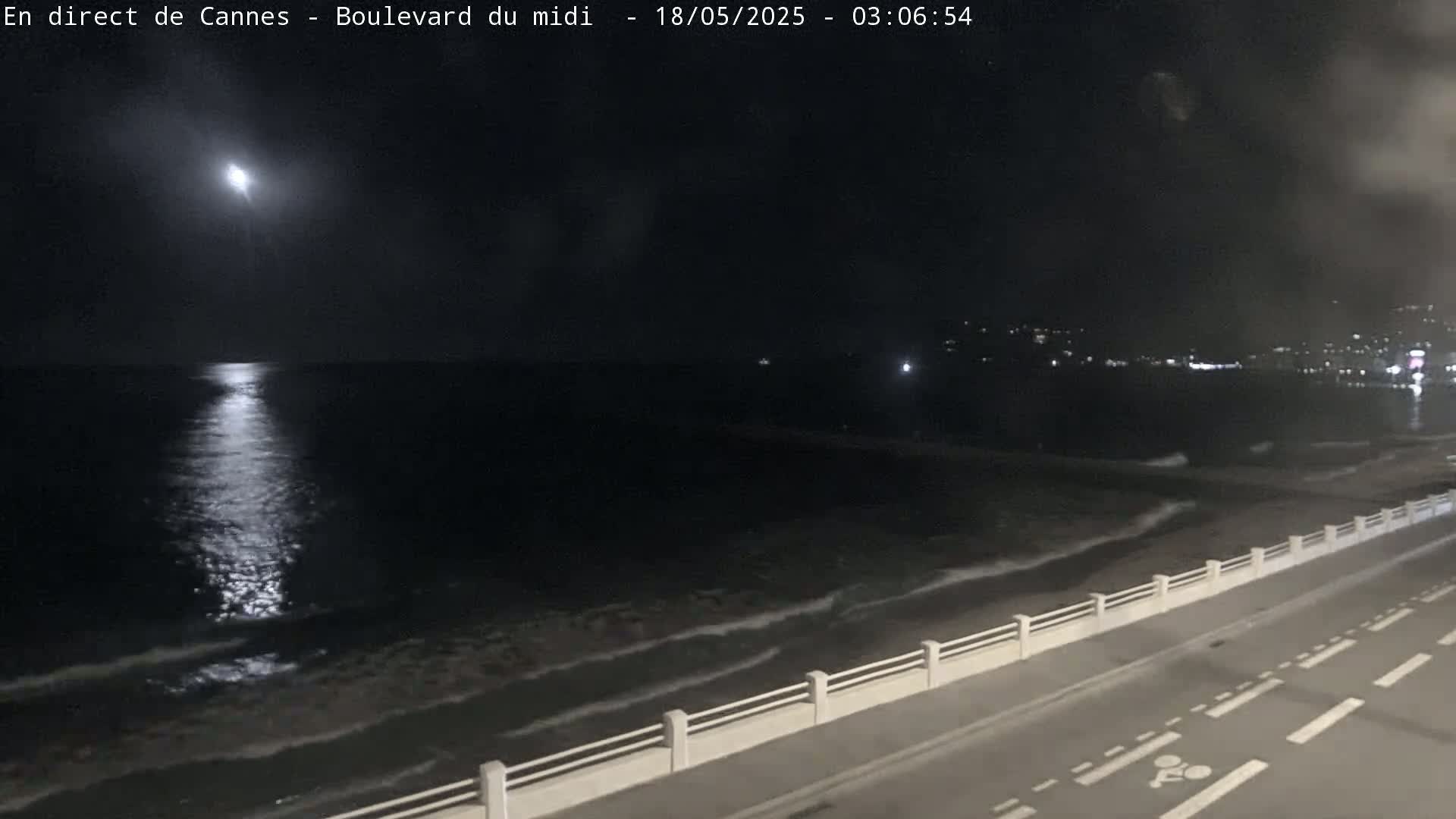 Cannes, Boulevard du Midi Louise Moreau Live Cam - Alpes Maritimes, Provence-Alpes-Côte d'Azur, France