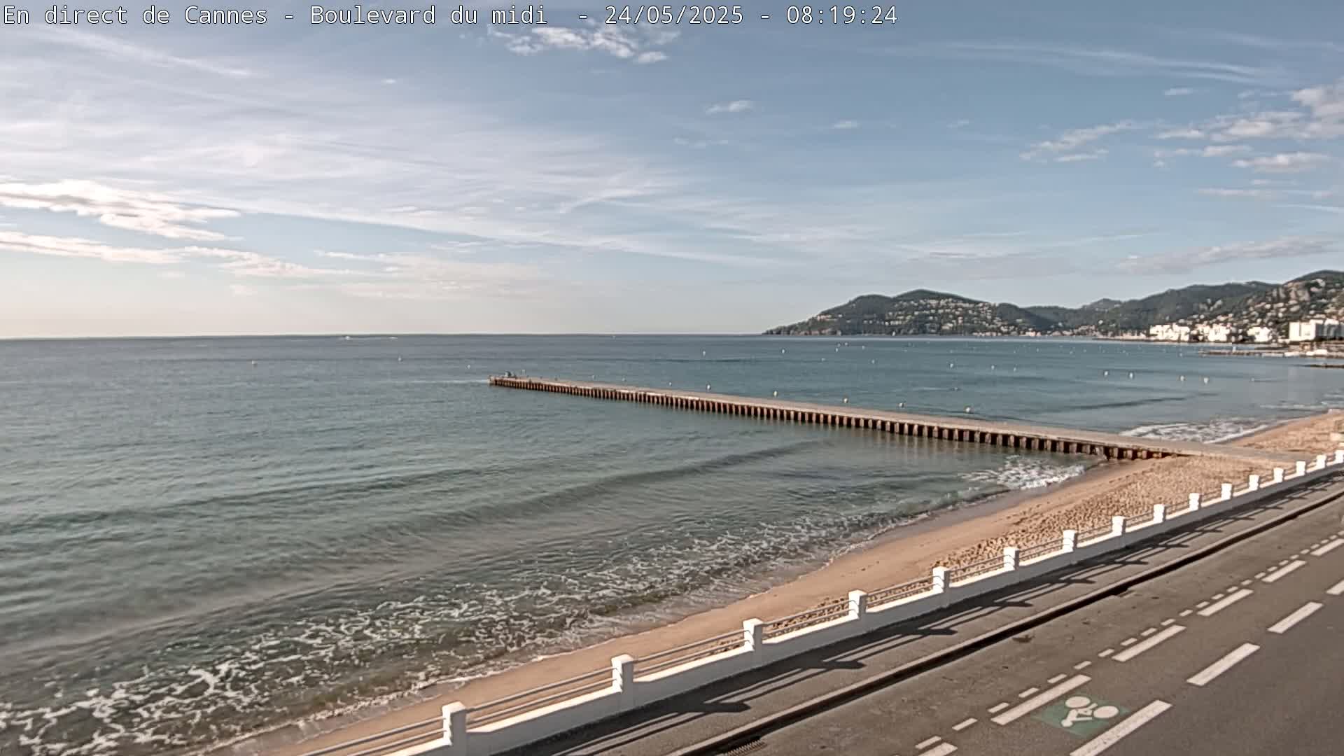 Cannes, Boulevard du Midi Louise Moreau Live Cam - Alpes Maritimes, Provence-Alpes-Côte d'Azur, France