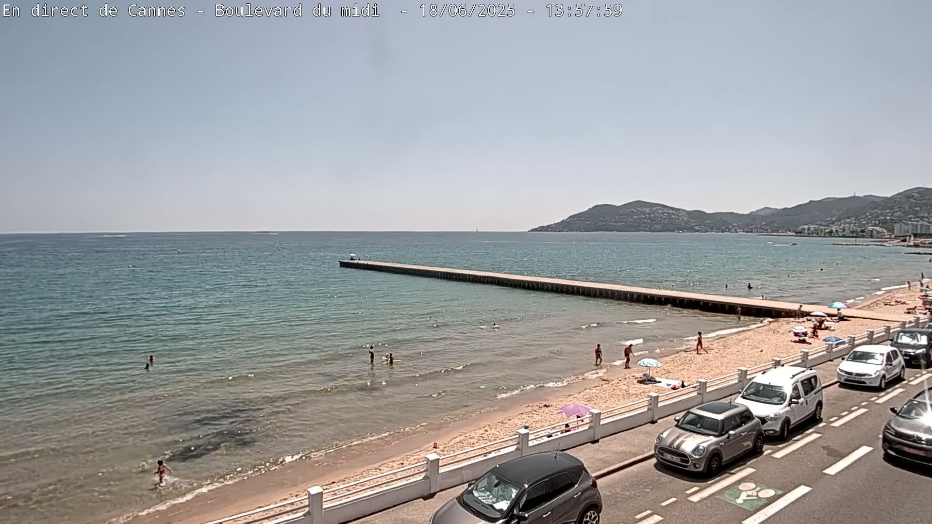 Cannes, Boulevard du Midi Louise Moreau Live Cam - Alpes Maritimes, Provence-Alpes-Côte d'Azur, France