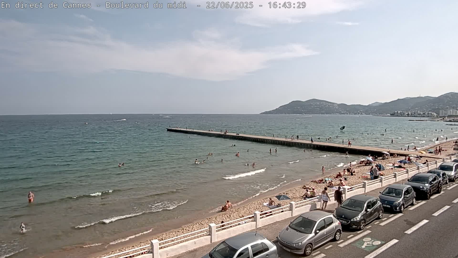 Cannes, Boulevard du Midi Louise Moreau Live Cam - Alpes Maritimes, Provence-Alpes-Côte d'Azur, France