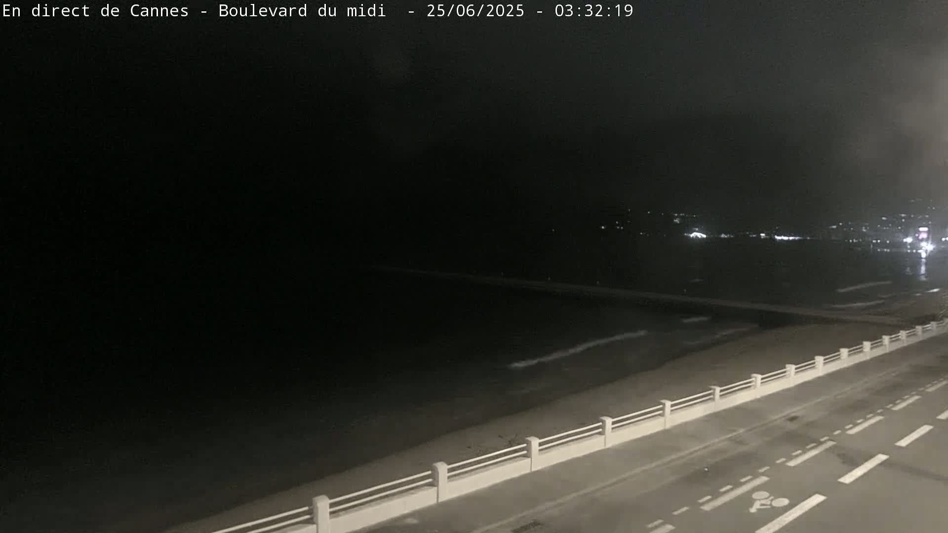 Cannes, Boulevard du Midi Louise Moreau Live Cam - Alpes Maritimes, Provence-Alpes-Côte d'Azur, France