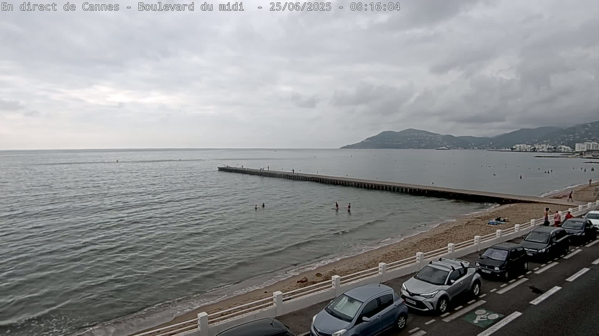 Cannes, Boulevard du Midi Louise Moreau Live Cam - Alpes Maritimes, Provence-Alpes-Côte d'Azur, France