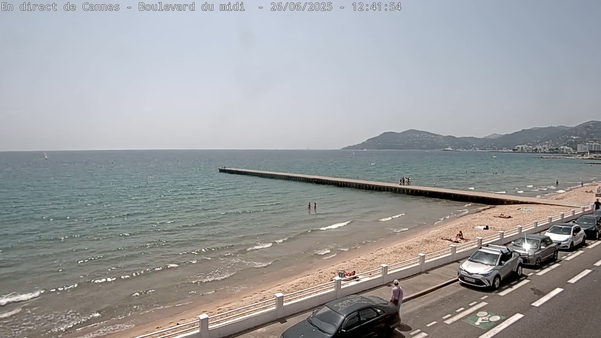 Cannes, Boulevard du Midi Louise Moreau Live Cam - Alpes Maritimes, Provence-Alpes-Côte d'Azur, France