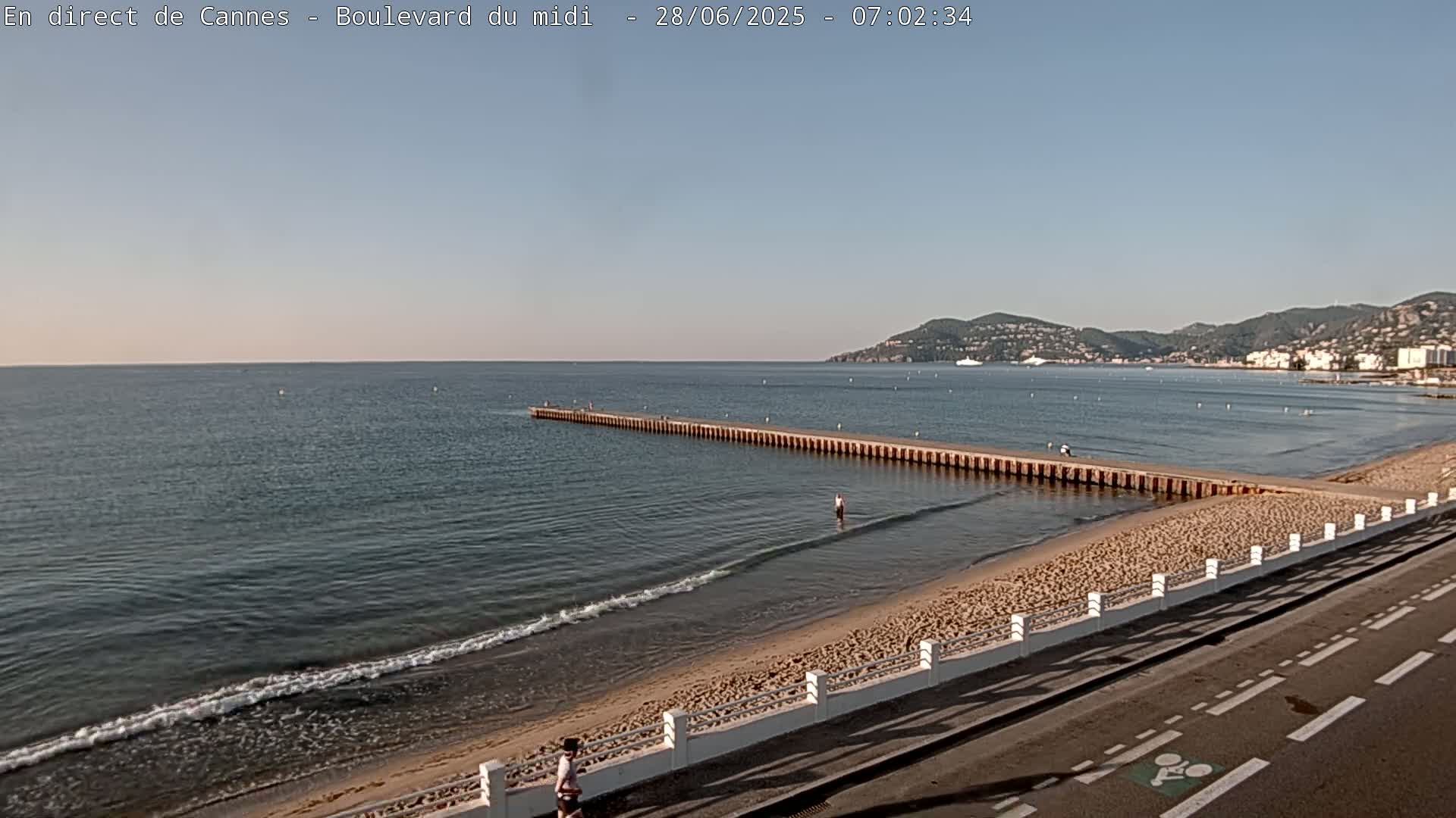 Cannes, Boulevard du Midi Louise Moreau Live Cam - Alpes Maritimes, Provence-Alpes-Côte d'Azur, France
