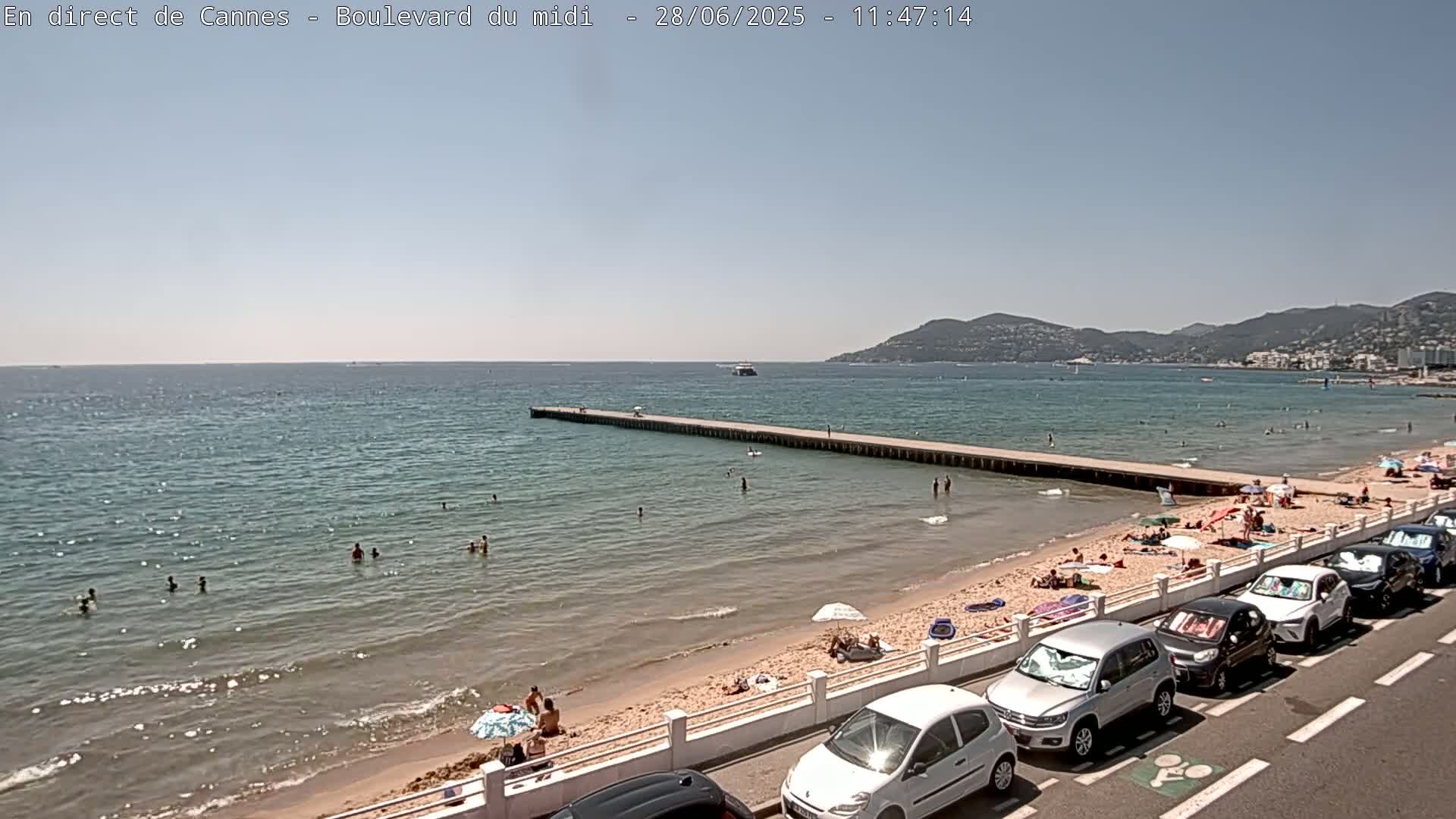 Cannes, Boulevard du Midi Louise Moreau Live Cam - Alpes Maritimes, Provence-Alpes-Côte d'Azur, France