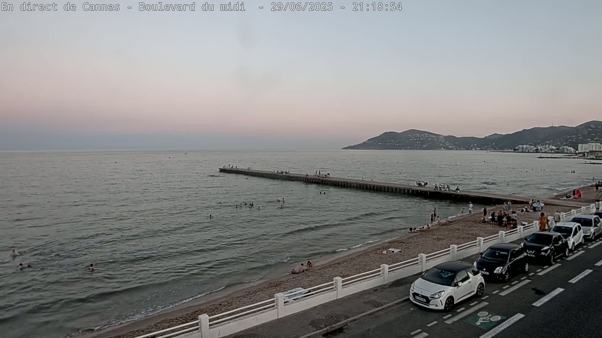 Cannes, Boulevard du Midi Louise Moreau Live Cam - Alpes Maritimes, Provence-Alpes-Côte d'Azur, France
