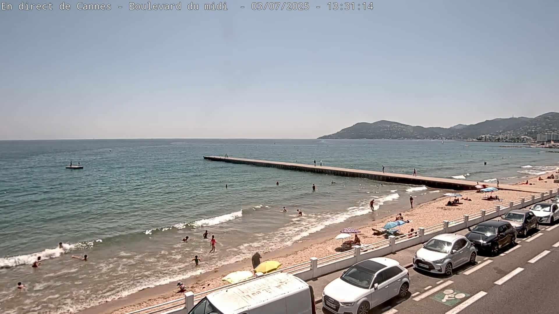 Cannes, Boulevard du Midi Louise Moreau Live Cam - Alpes Maritimes, Provence-Alpes-Côte d'Azur, France