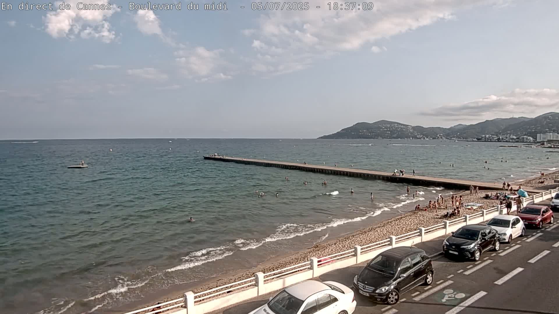Cannes, Boulevard du Midi Louise Moreau Live Cam - Alpes Maritimes, Provence-Alpes-Côte d'Azur, France