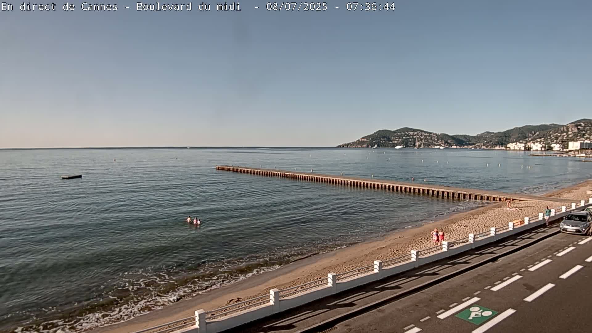 Cannes, Boulevard du Midi Louise Moreau Live Cam - Alpes Maritimes, Provence-Alpes-Côte d'Azur, France