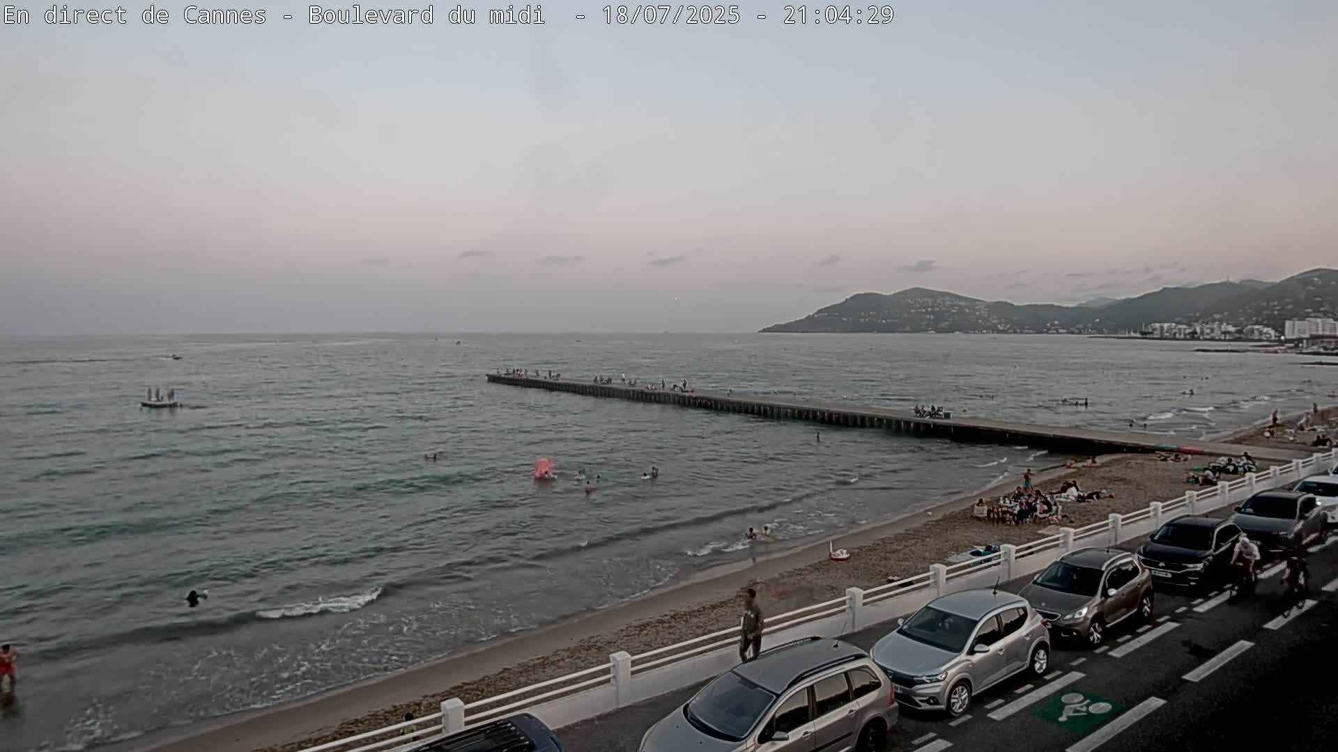 Cannes, Boulevard du Midi Louise Moreau Live Cam - Alpes Maritimes, Provence-Alpes-Côte d'Azur, France