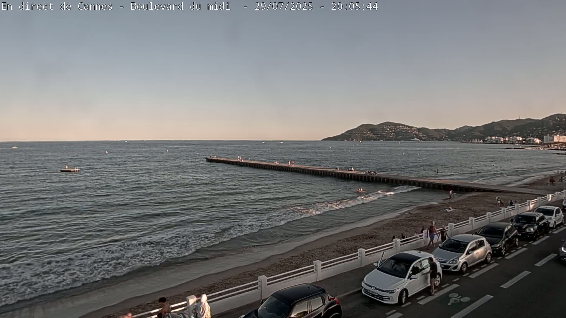 Cannes, Boulevard du Midi Louise Moreau Live Cam - Alpes Maritimes, Provence-Alpes-Côte d'Azur, France