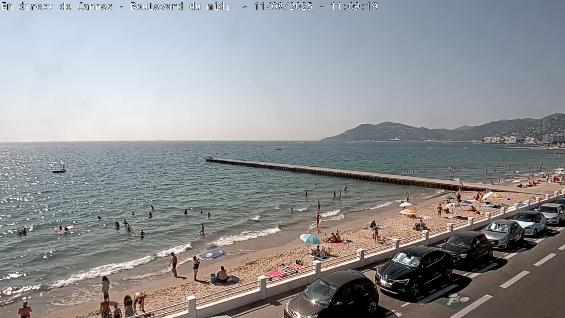 Cannes, Boulevard du Midi Louise Moreau Live Cam - Alpes Maritimes, Provence-Alpes-Côte d'Azur, France